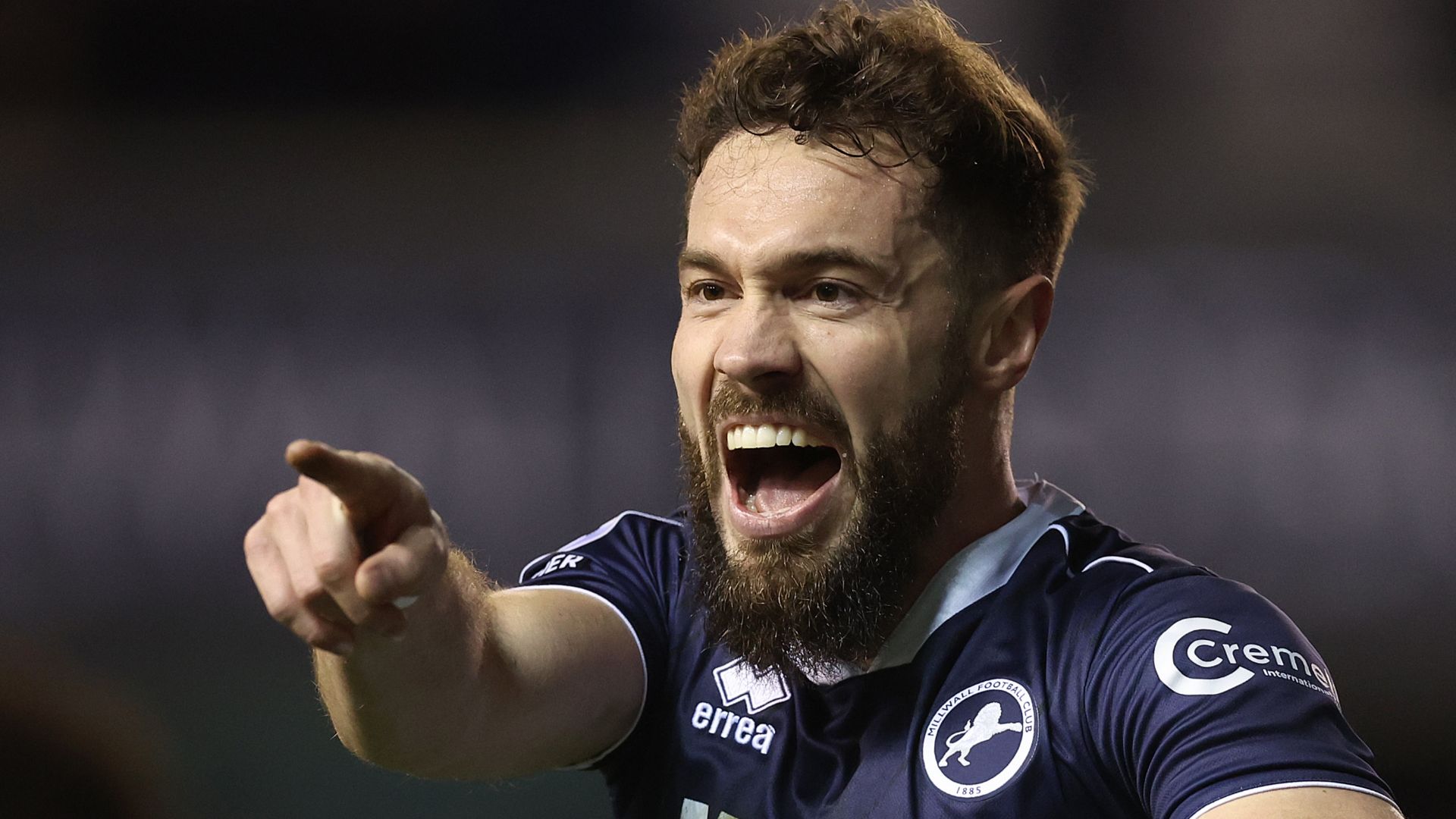 Tom Bradshaw Millwall 2023-24