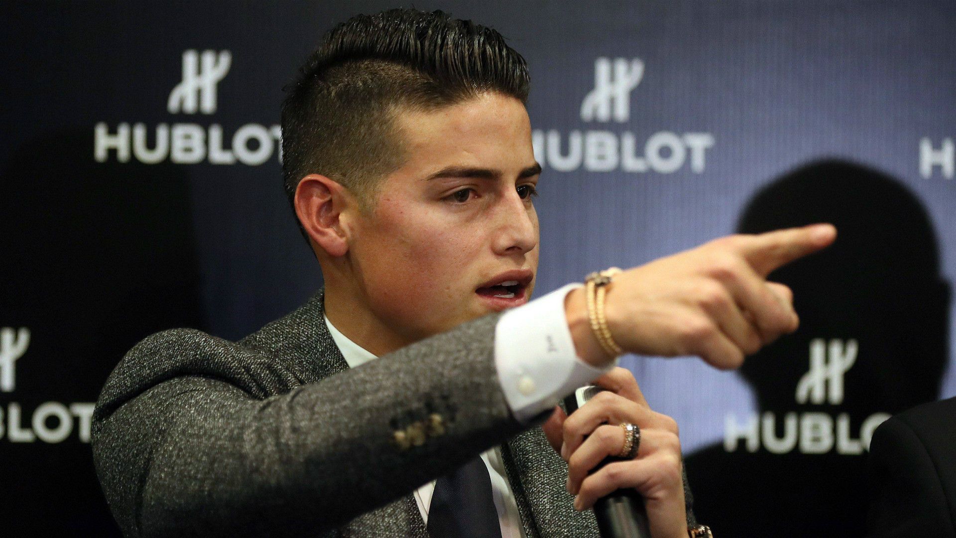 ONLY GERMANY James Rodriguez Bayern Munchen