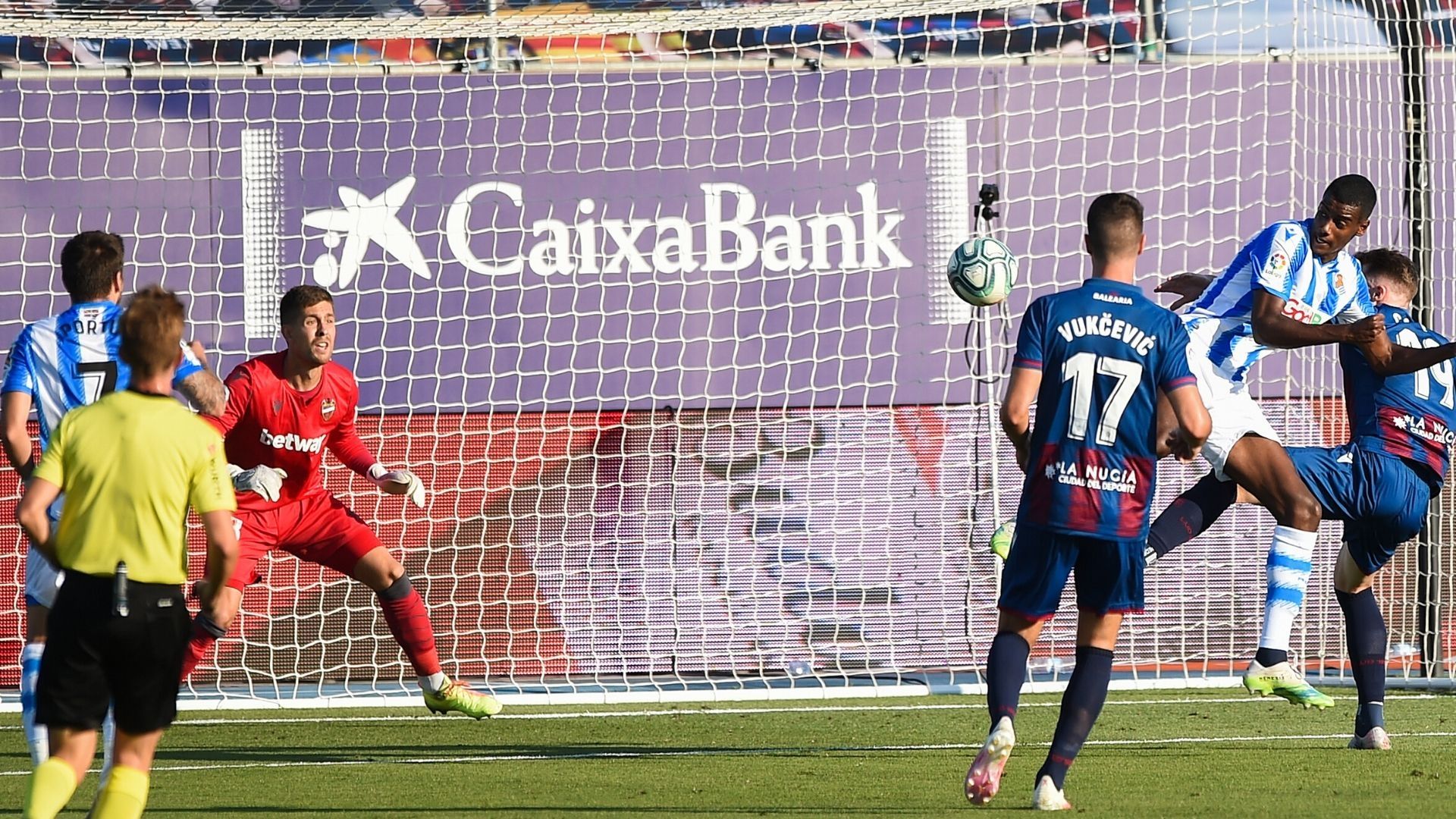 Levante Real Sociedad Isak LaLiga