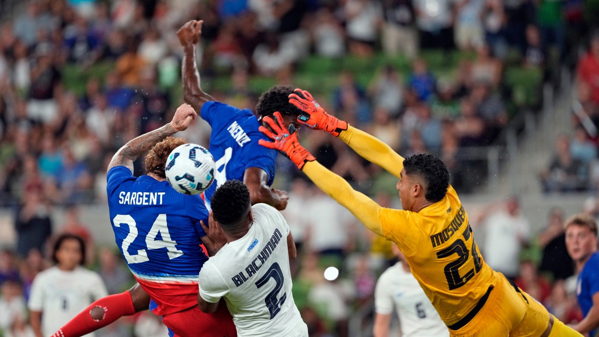 USMNT blocked by Panama