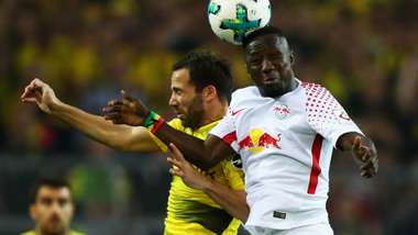 GONZALO CASTRO BORUSSIA DORTMUND NABY KEITA RB LEIPZIG GERMAN BUNDESLIGA 14102017