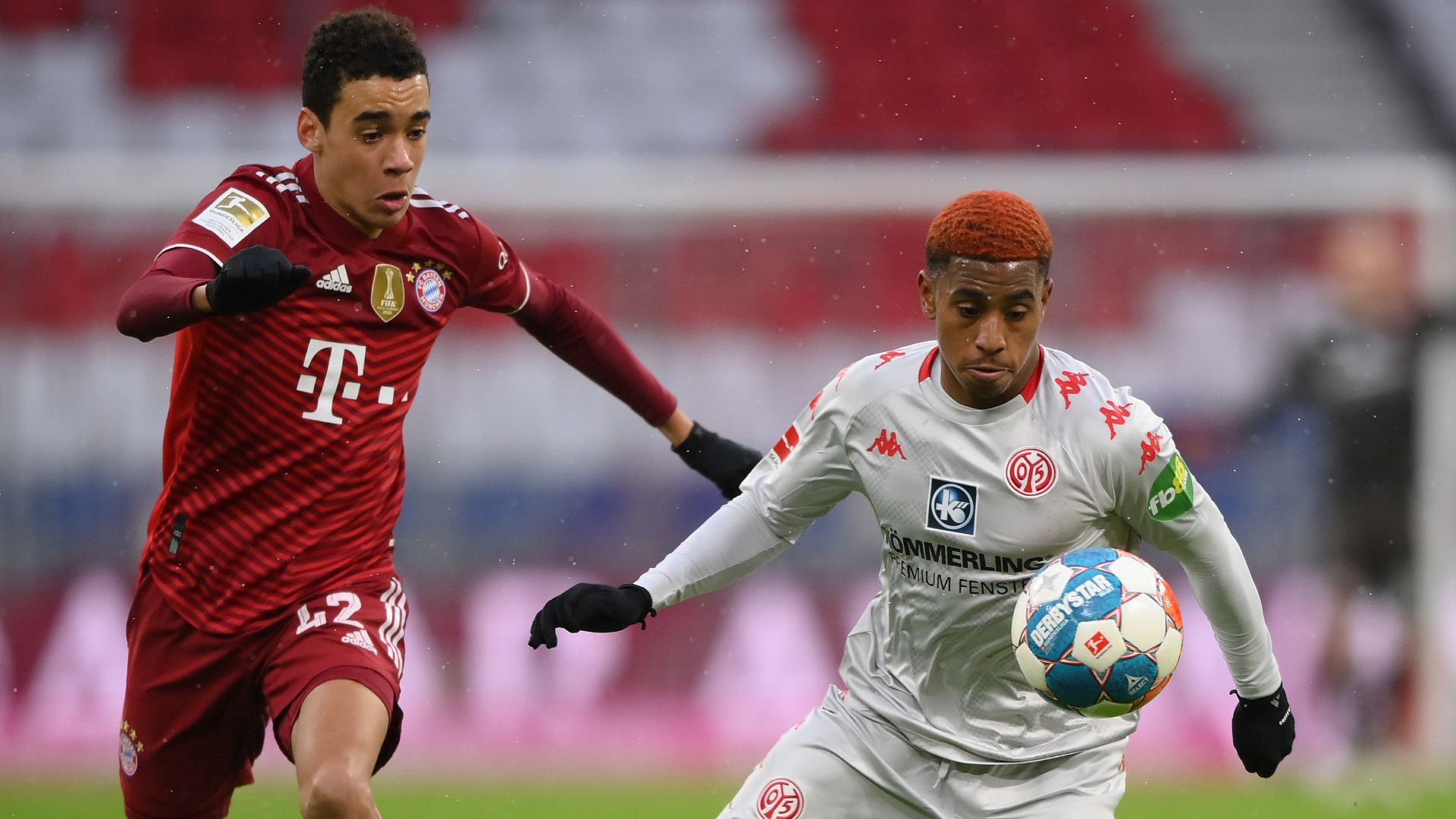 JAMAL MUSIALA BAYERN MÜNCHEN LEANDRO BARREIRO MAINZ BUNDESLIGA 11122021