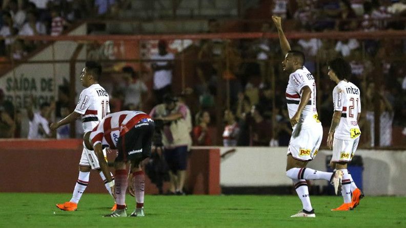 Reinaldo - São Paulo - 04/03/2018