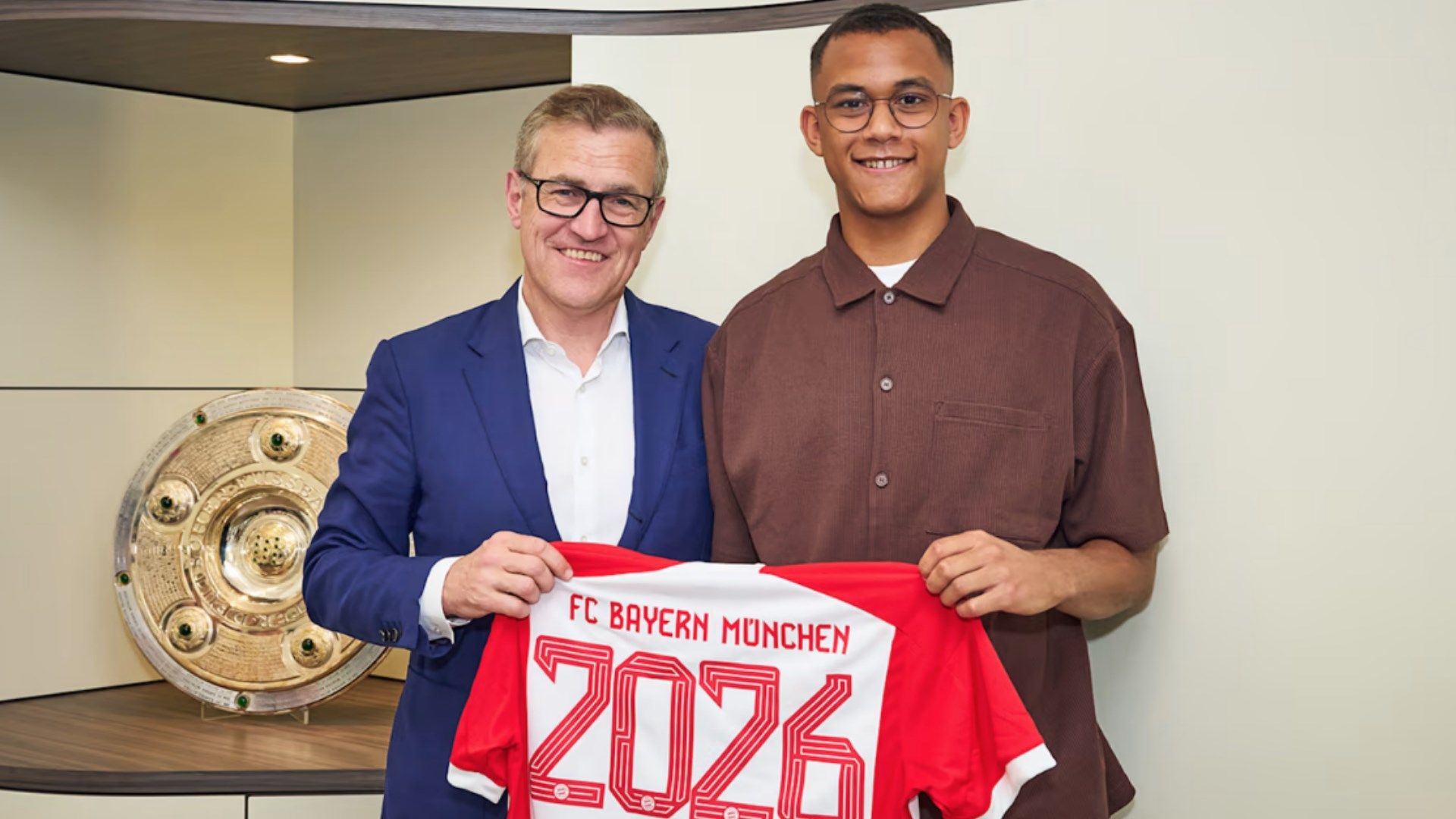 Tarek Buchmann Jan Christian Dreesen FC Bayern 2023
