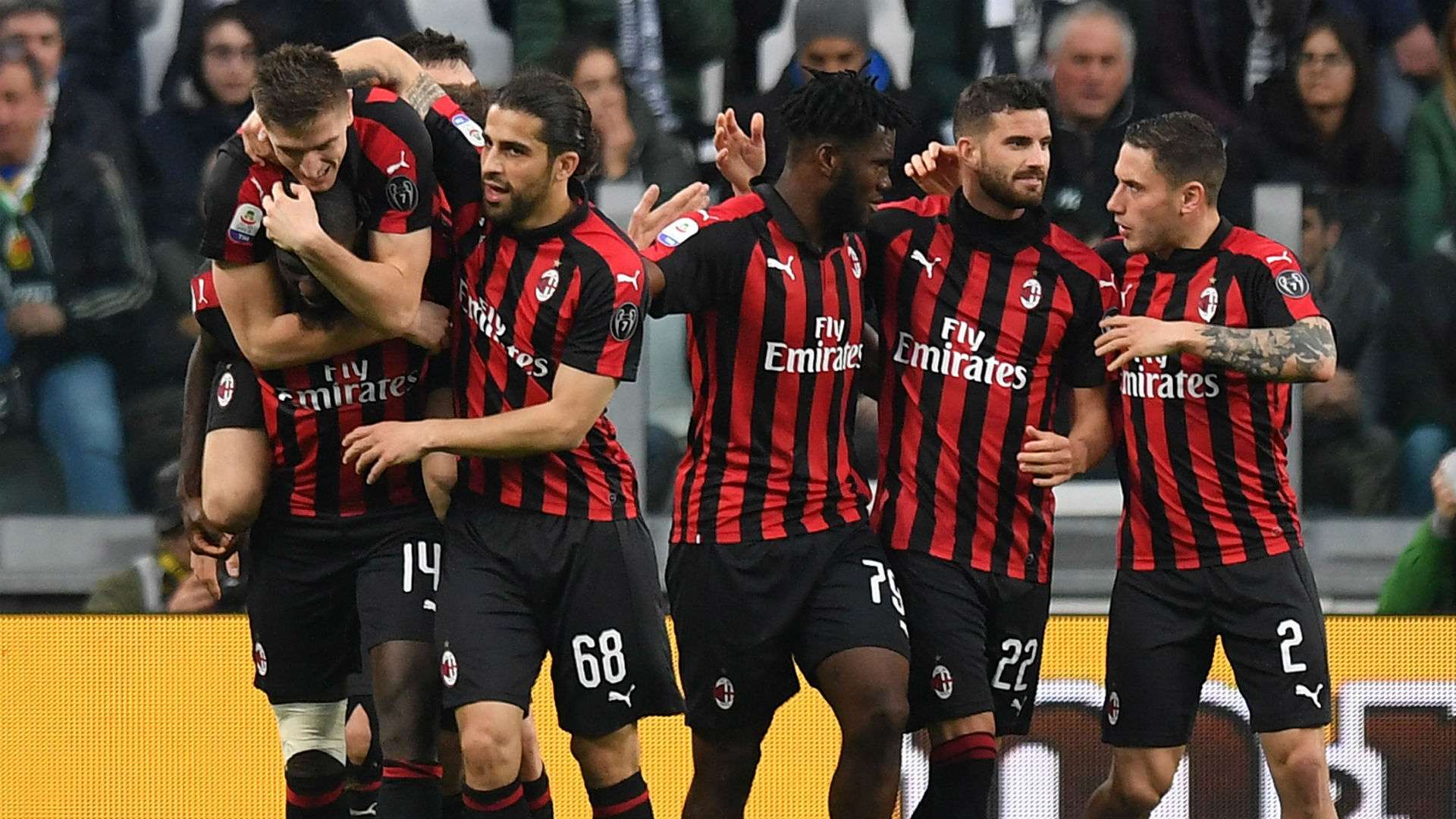 Juventus Milan celebrating Serie A