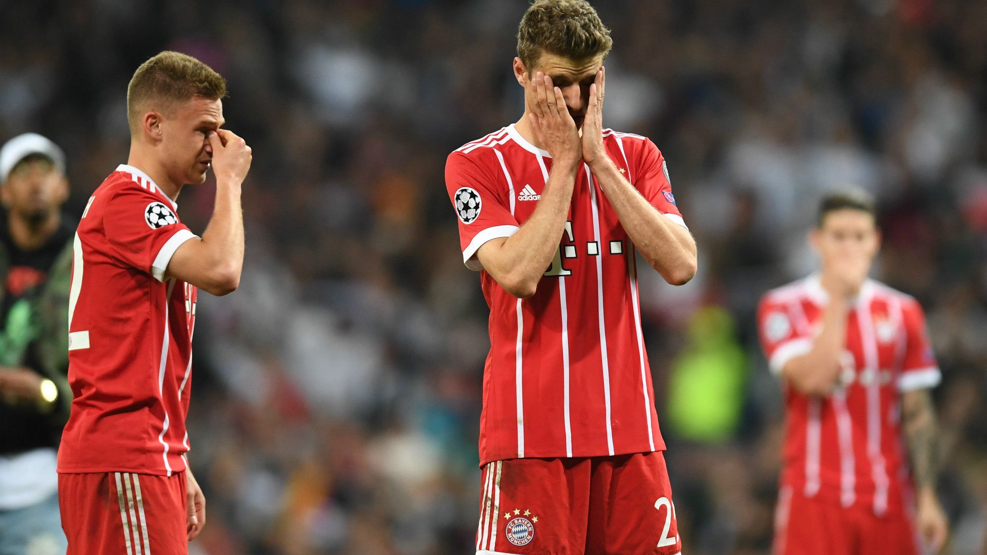Joshua Kimmich Thomas Müller FC Bayern 01052018