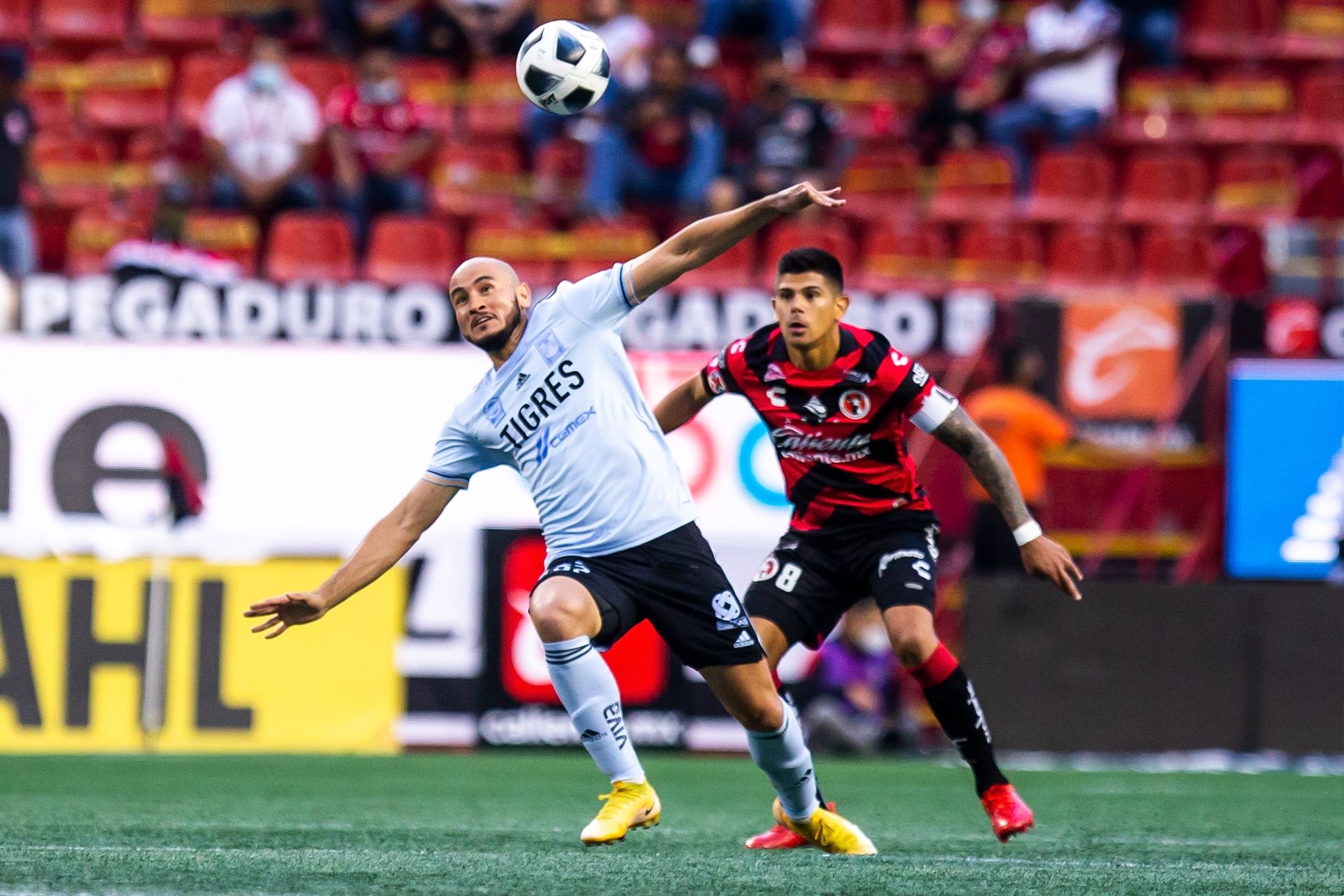 Carlos González Esteban Pavez Xolos Tigres Apertura 2021