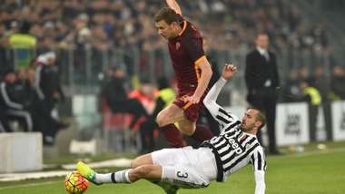 Chiellini Edin Dzeko Juventus Roma