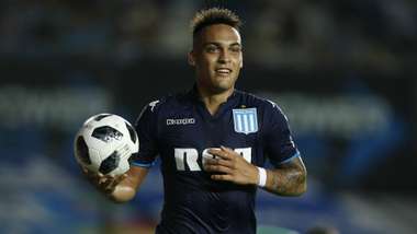 Lautaro Martinez Racing Club Huracan Superliga 02042018