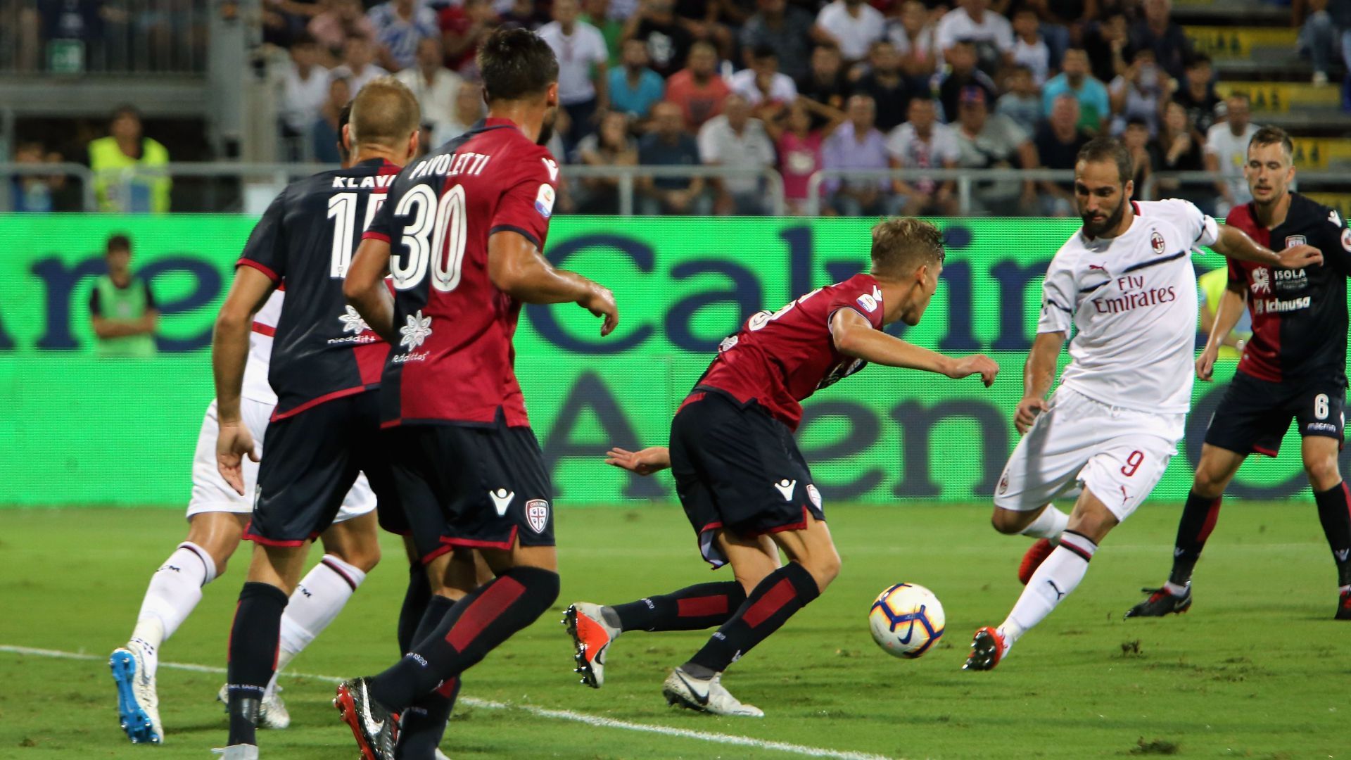 Gonzalo Higuain Cagliari Milan