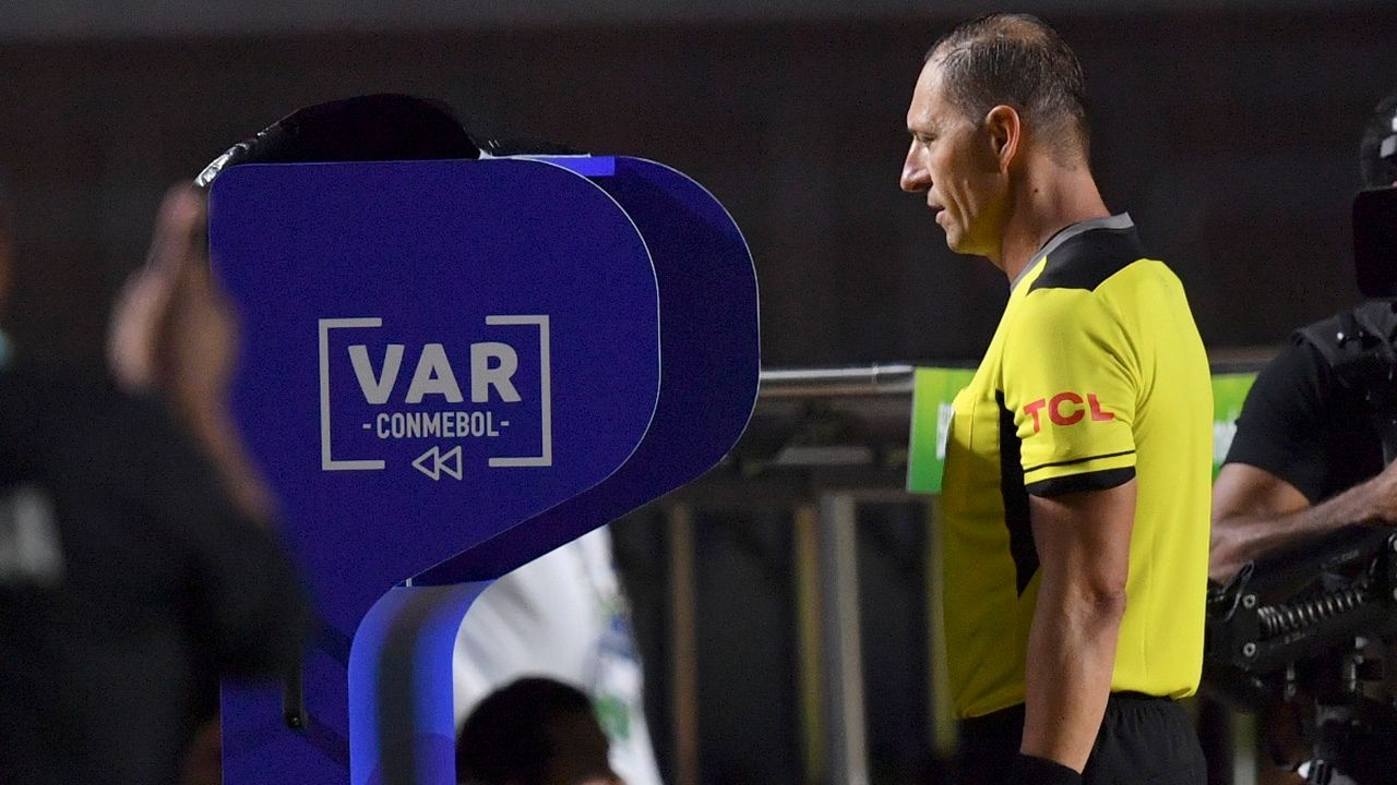 VAR Brasil Bolívia Copa América 14062019