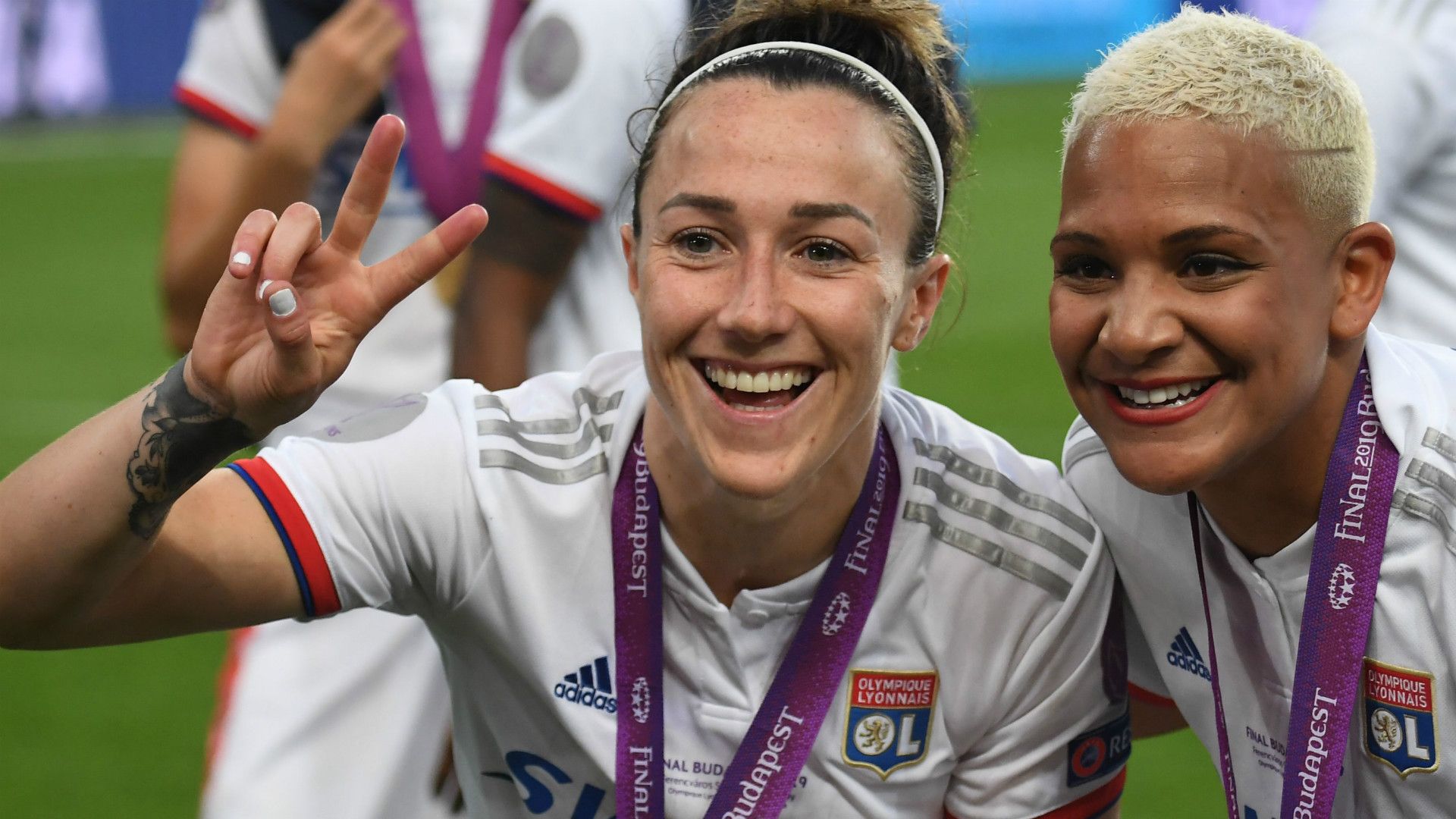 Lucy Bronze Lyon 2018-19