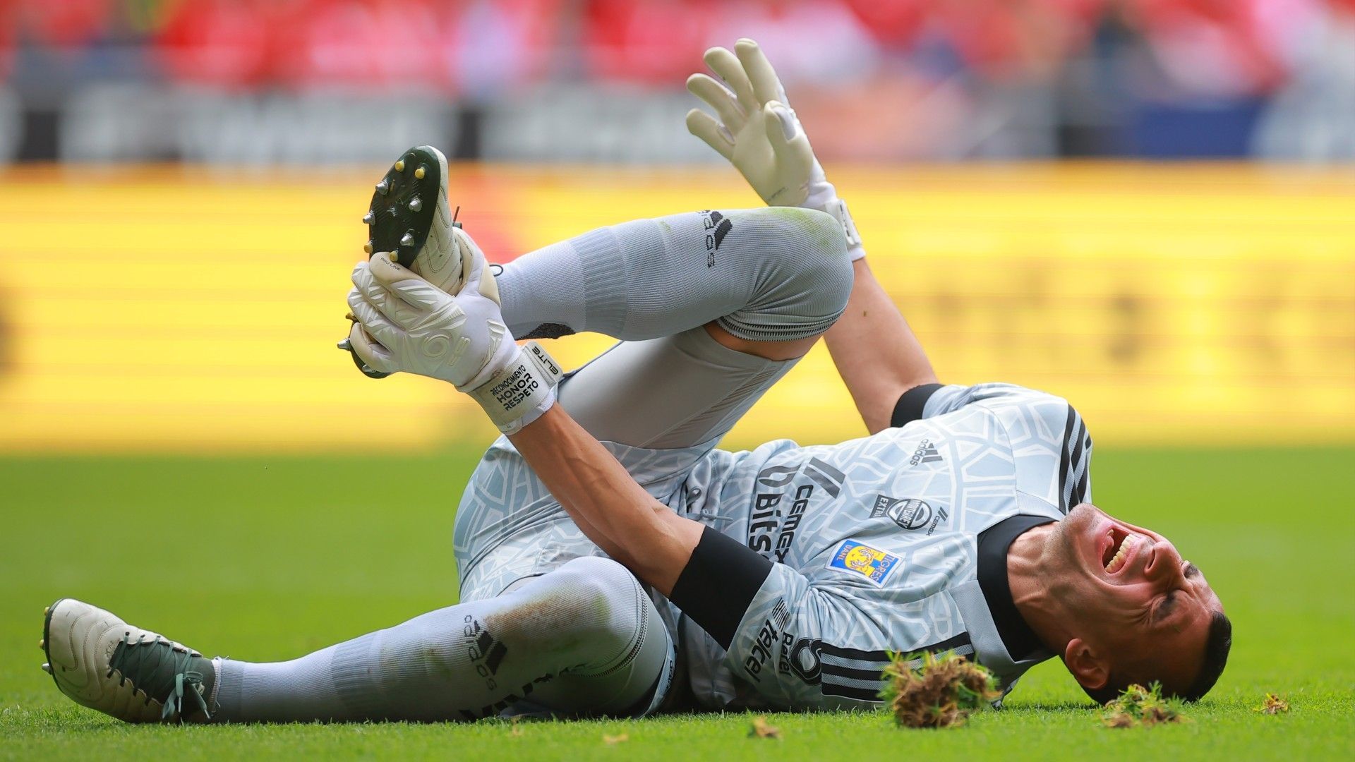 Nahuel Guzmán Tigres 2023