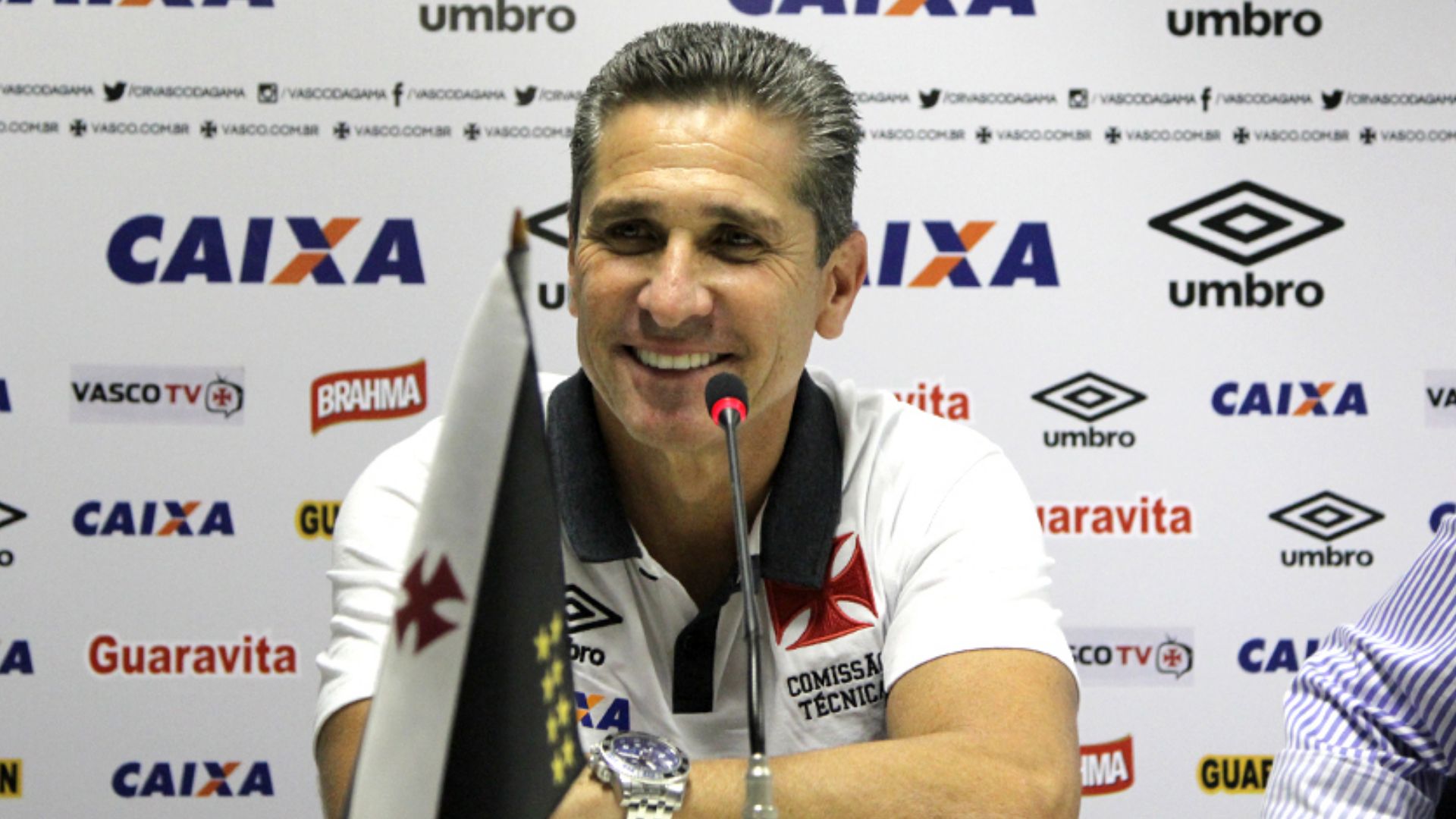 Jorginho galeria Vasco 31052016