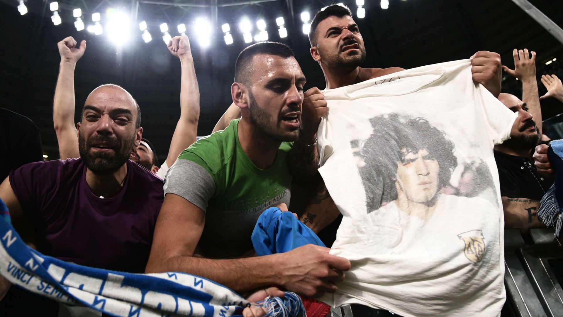 napoli fans - 2018