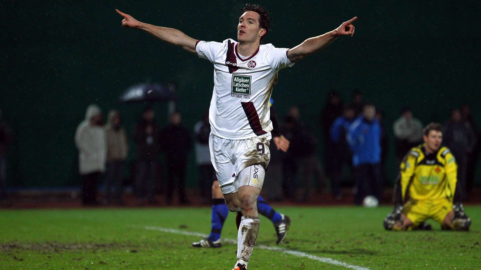 Srdan Lakic Kaiserslautern DFB Pokal 2011