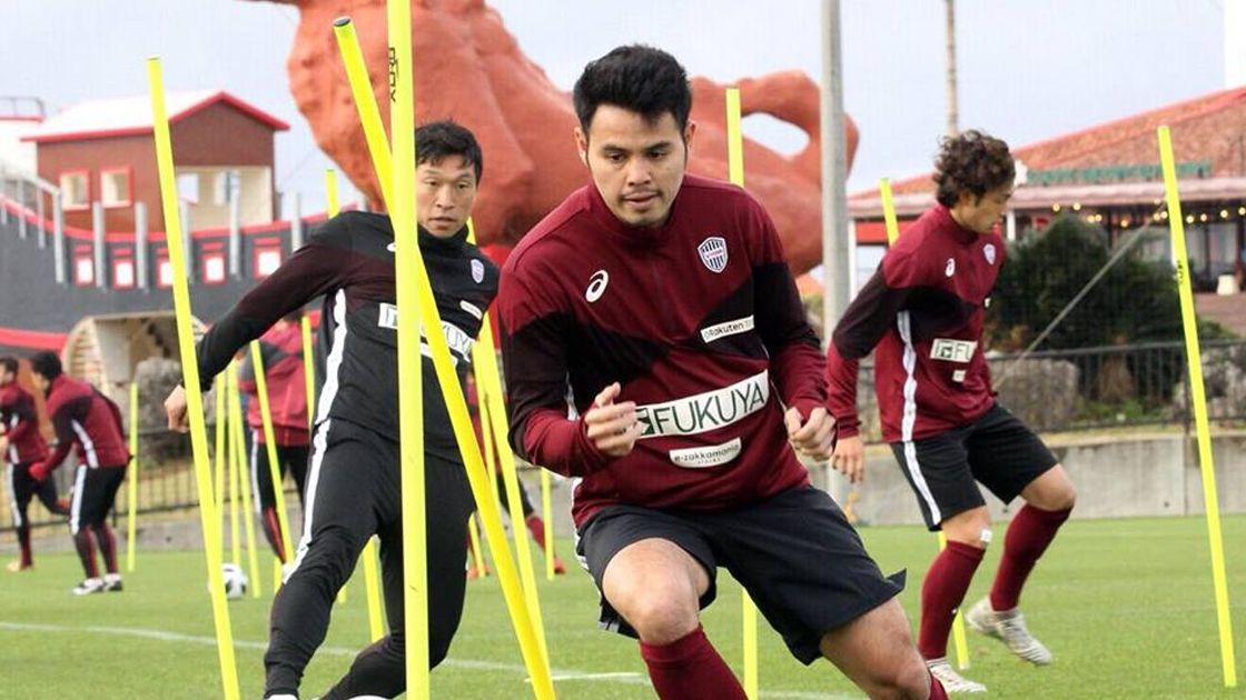 ธีราทร บุญมาทัน