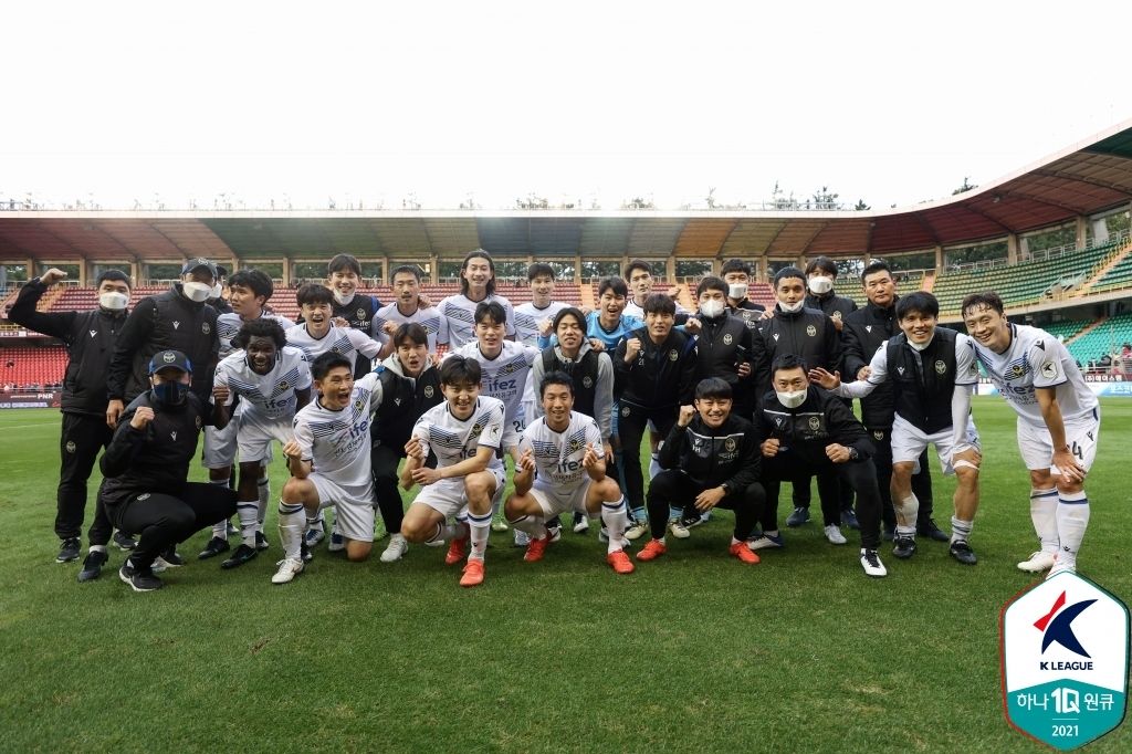 인천 승리 단체사진