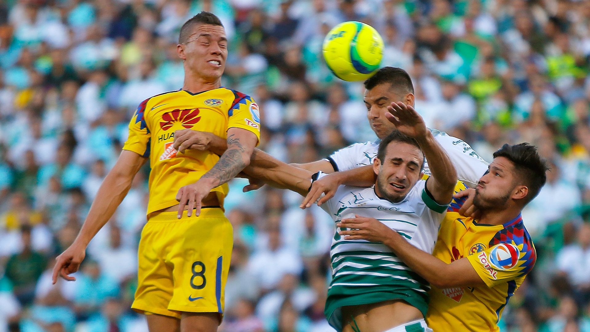 Santos Laguna América