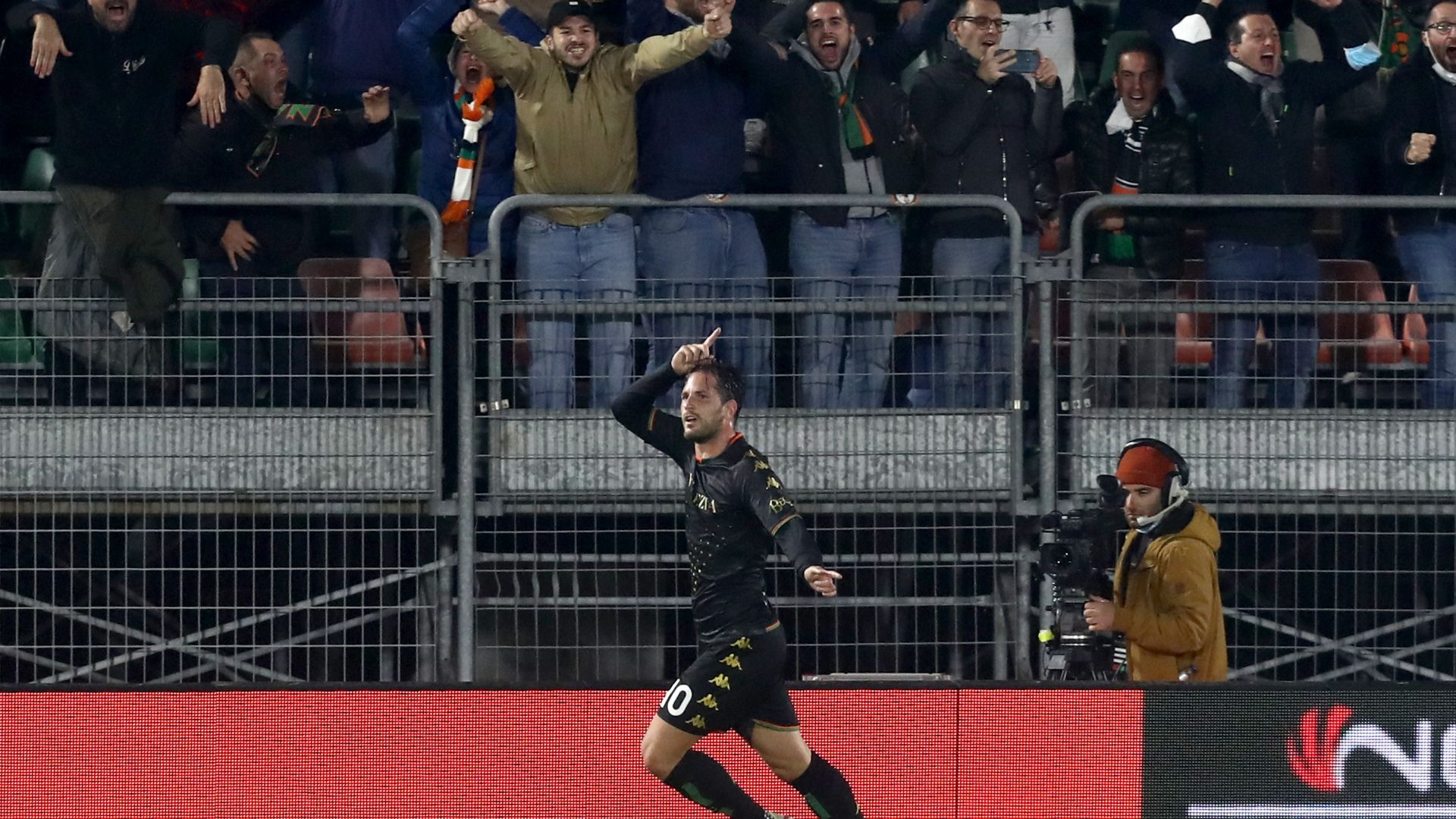 Aramu Venezia Fiorentina Serie A