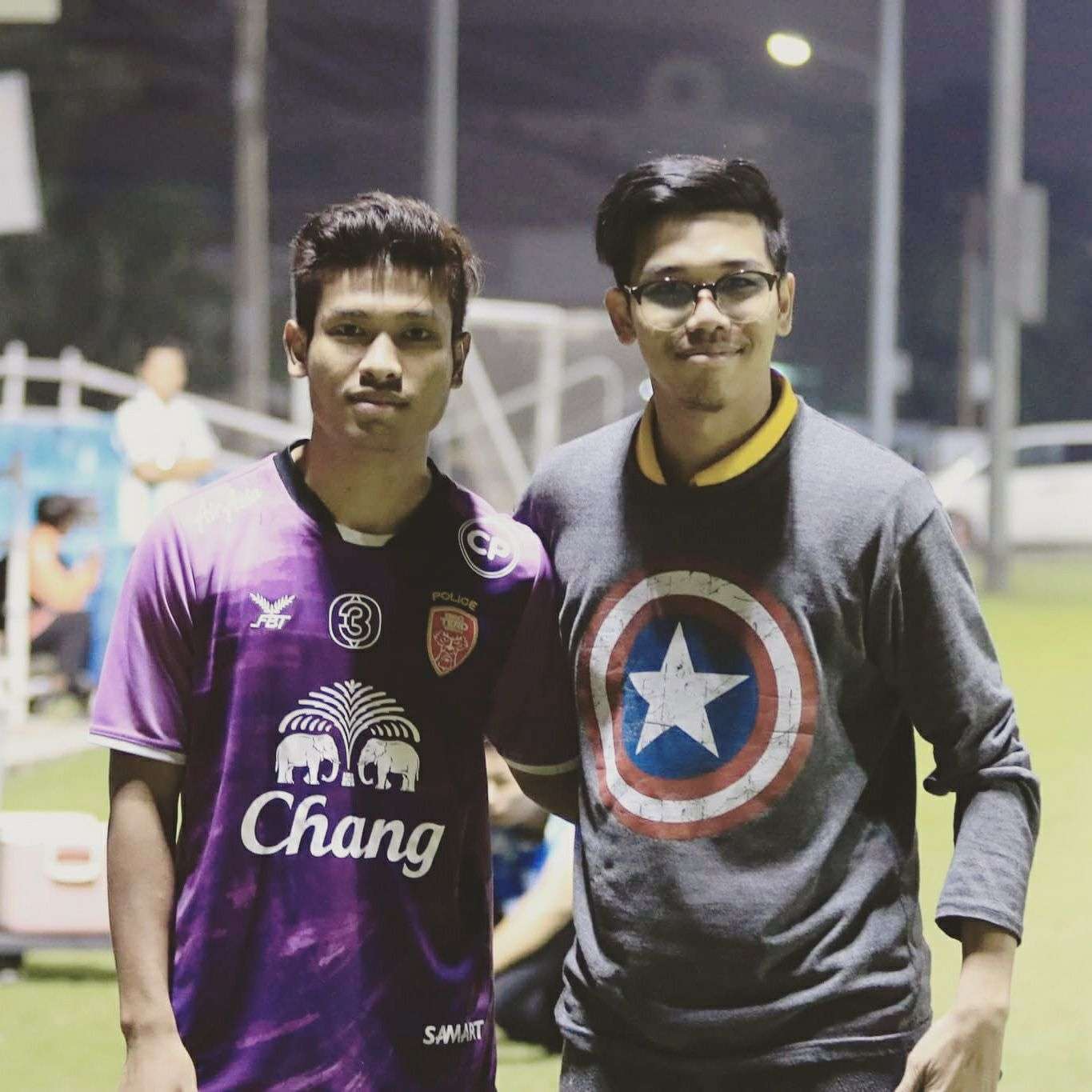 อลงกต เดือนคล้อย