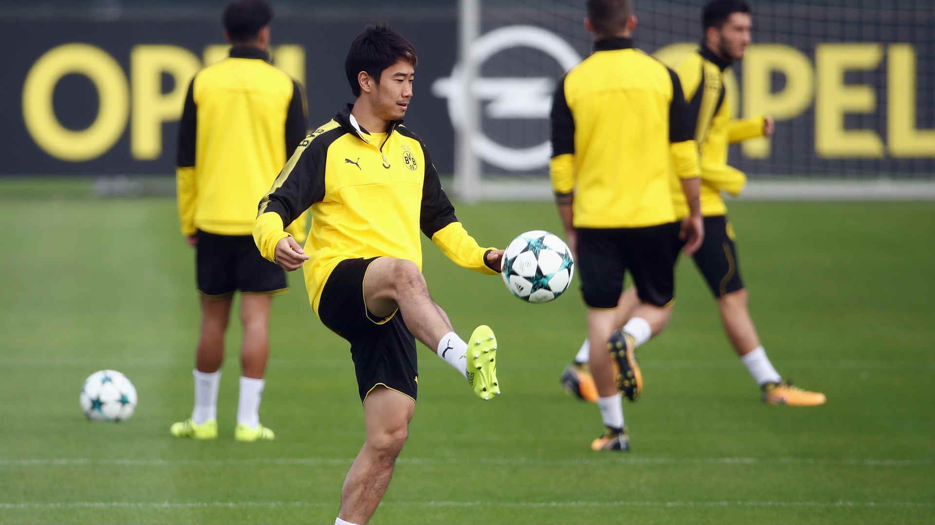 2017-09-30-shinji-kagawa