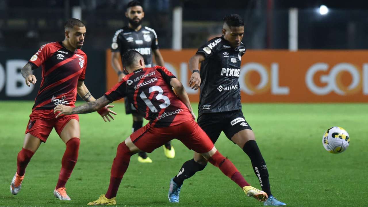 Khellven, Angêlo, Santos x Athletico, Brasileirão, 28092022