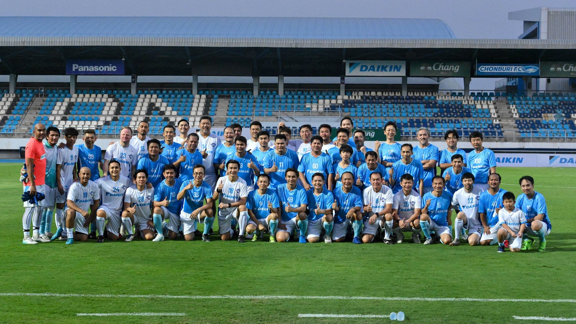 “35 ปี ไดกิ้นไทย รวมพลังชาวชลบุรี แมตช์นี้เพื่อน้อง”