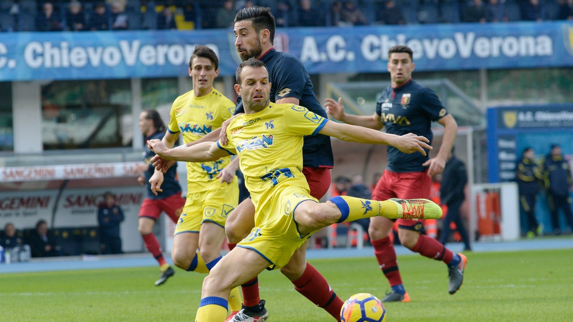 Riccardo Meggiorini Nicolas Spolli Chievo Genoa Serie A 02112018