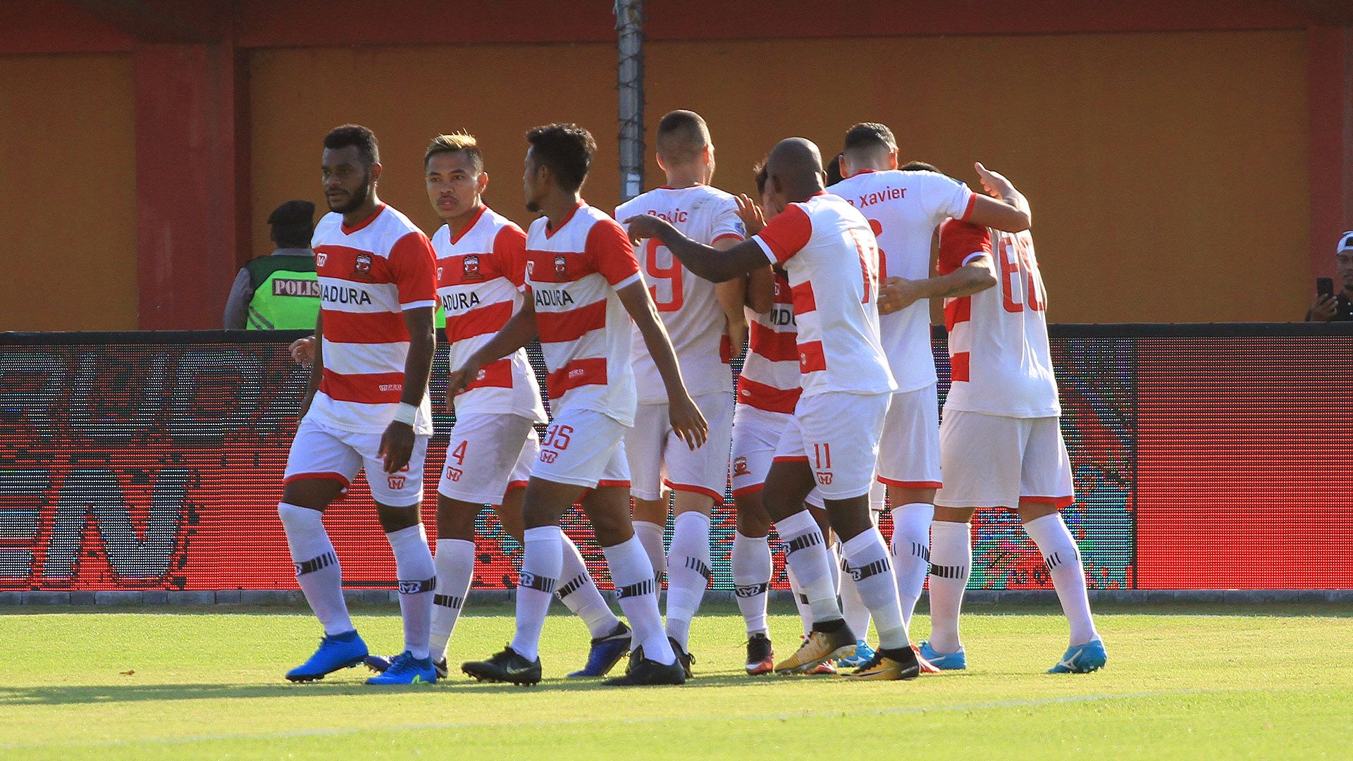 Selebrasi Madura - Madura United