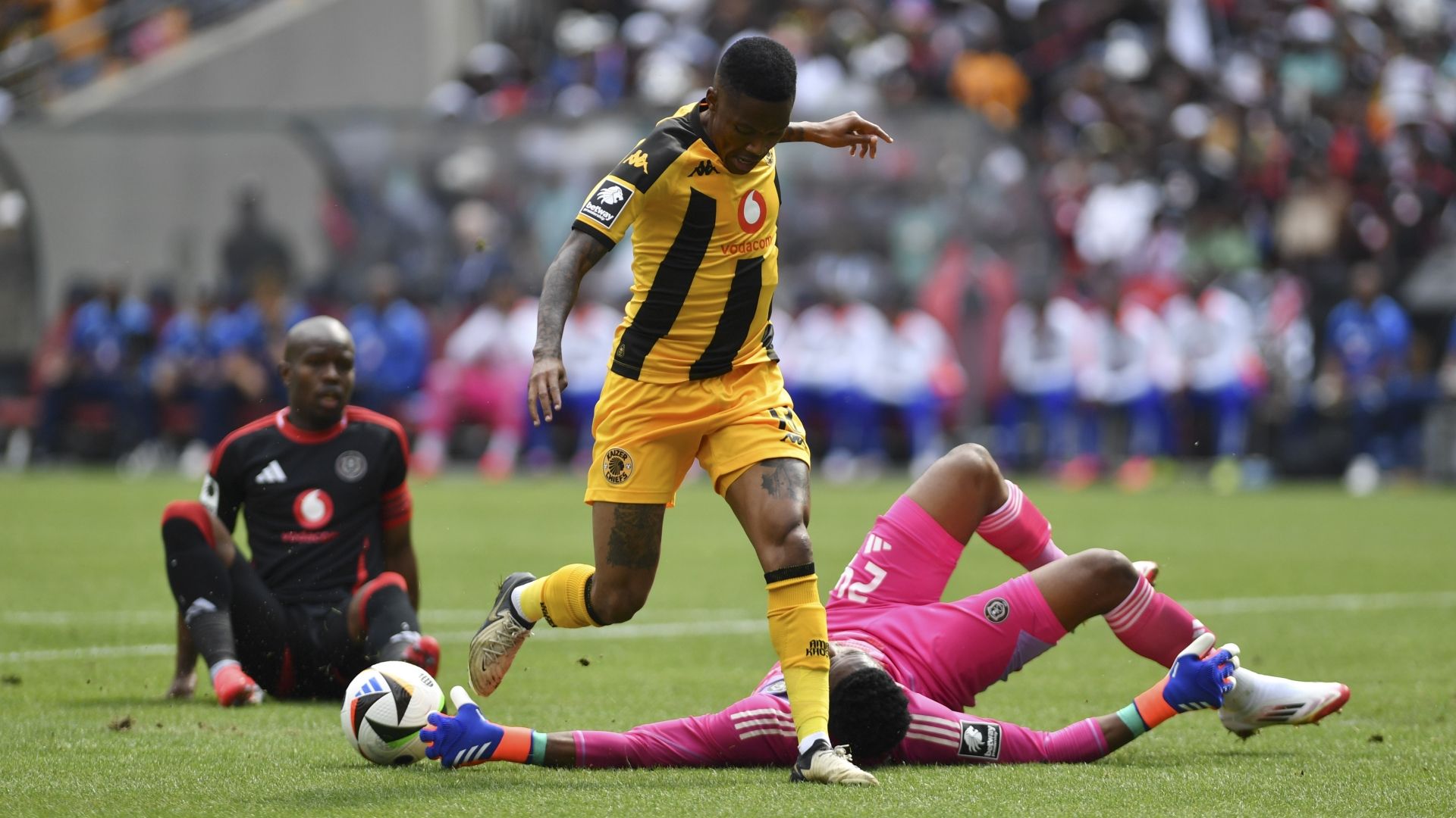 Nasreddine Nabi justifies shock Pule Mmodi decision during Kaizer Chiefs'  hammering by SuperSport United - 'If I had the chance to substitute six or  seven players, I could have done it... he