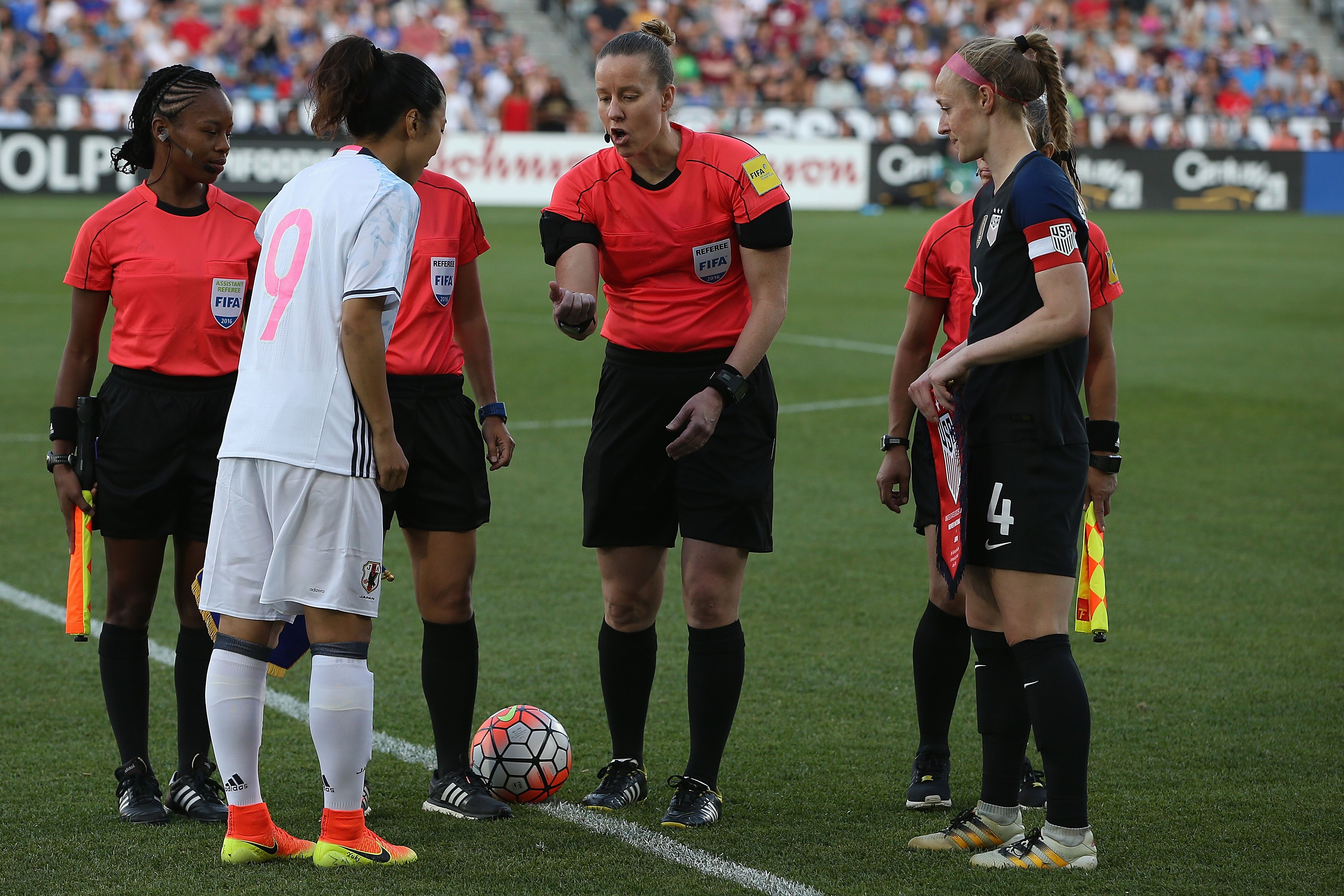 Becky Sauerbrunn, 2013