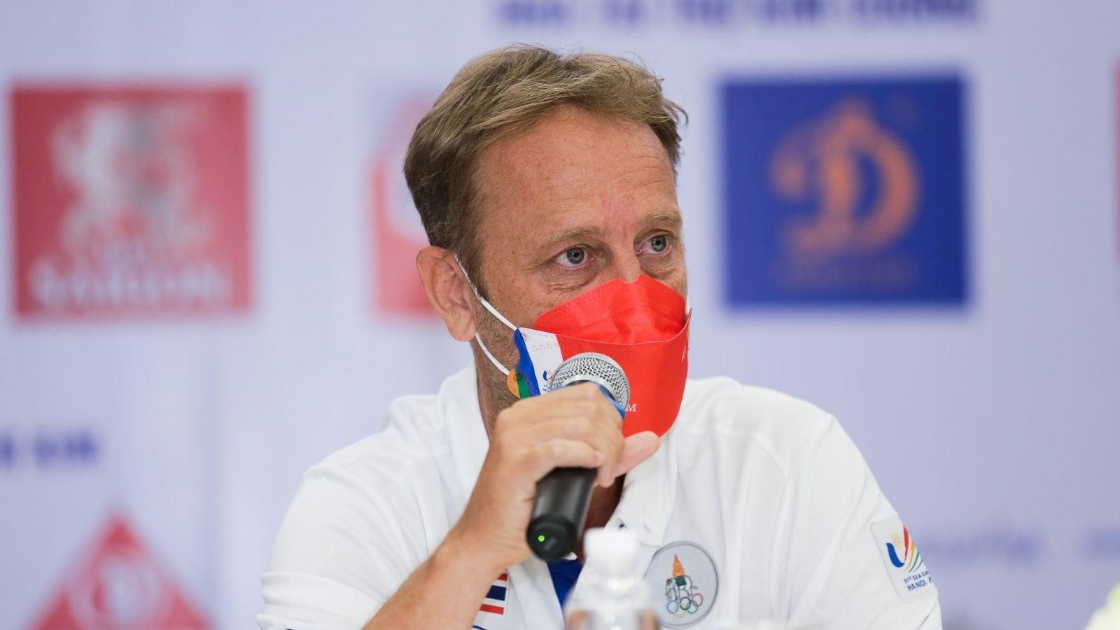 มาโน่ โพลกิ้ง