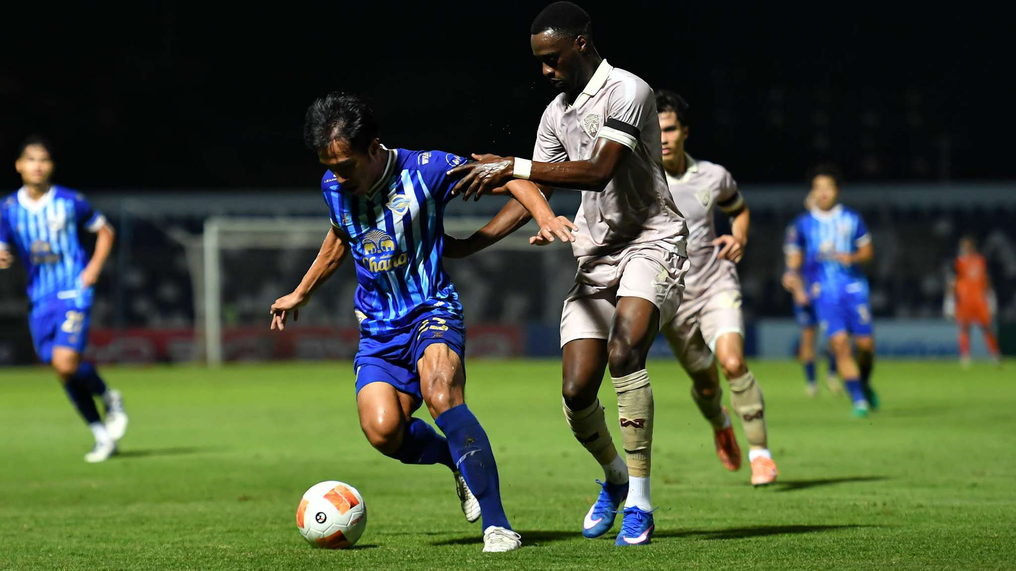 ชลบุรี เอฟซี - อุทัยธานี เอฟซี : 2026