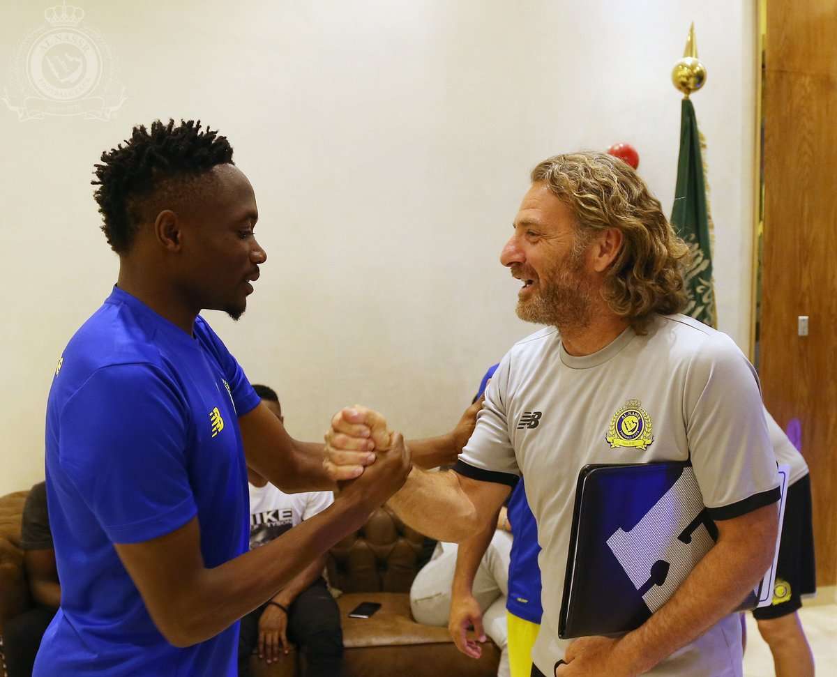 أحمد موسى - كارينيو