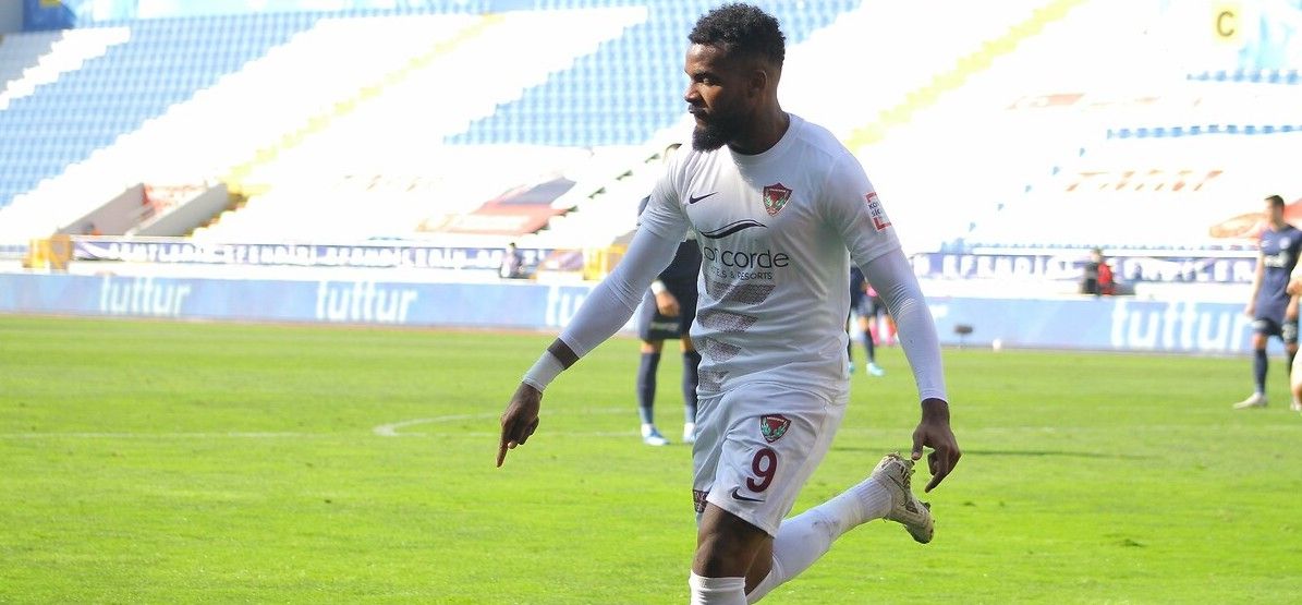 Aaron Boupendza Hatayspor Goal Celebration vs. Kasimpasa 02/06/21