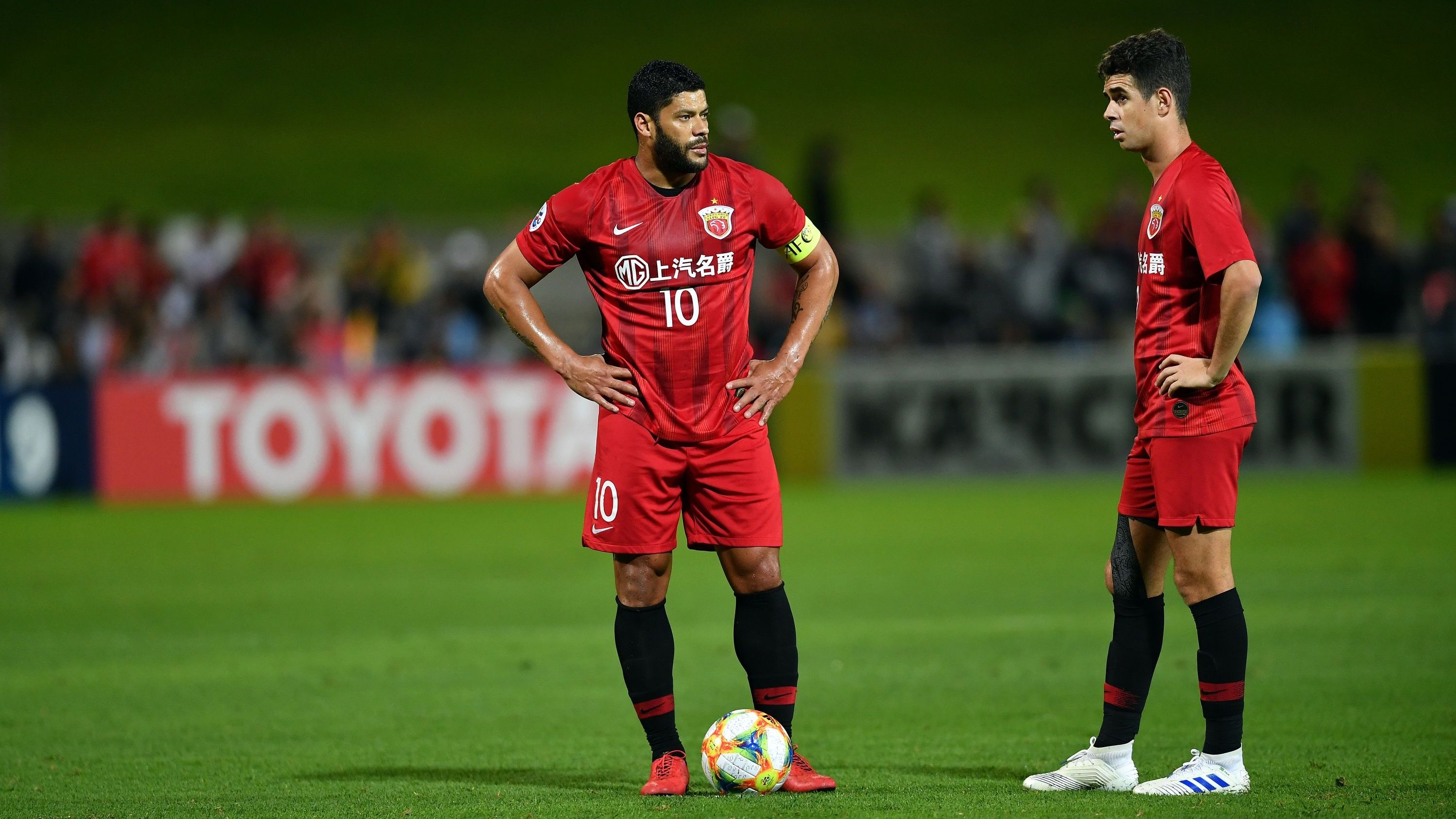 Hulk/Oscar Shanghai SIPG 2019