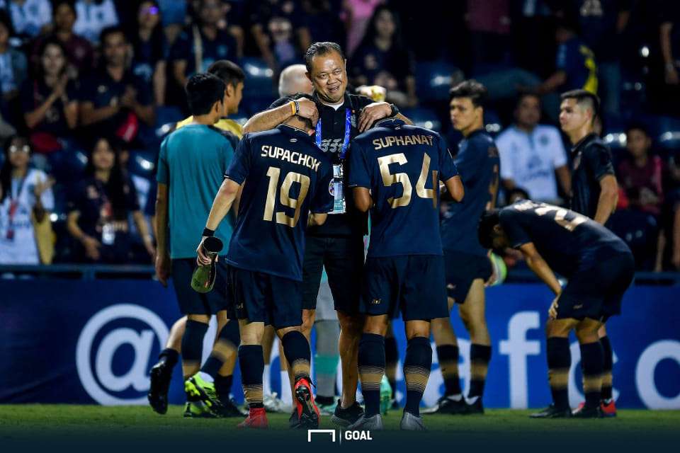 เนวิน ชิดชอบ