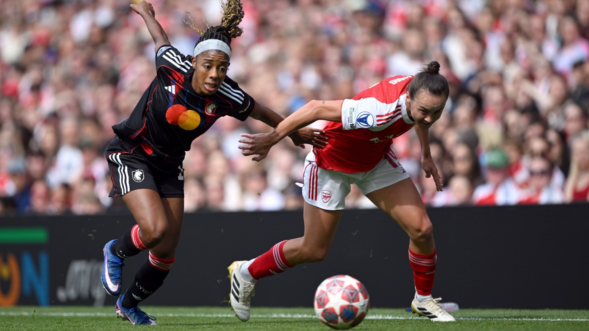 Ashley Lawrence Caitlin Foord Lyon Arsenal Women 2025-26