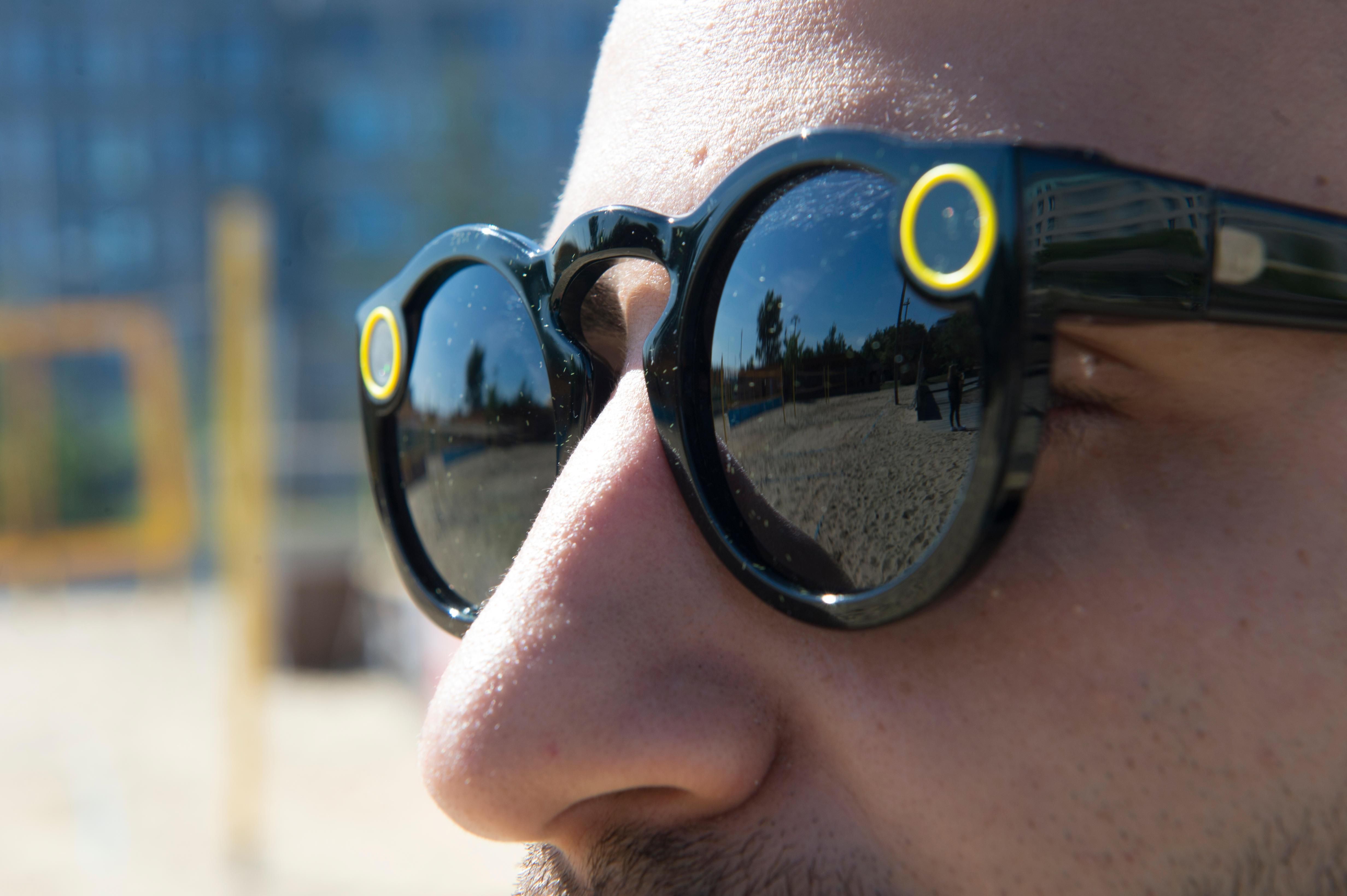 Premier League Spying glass