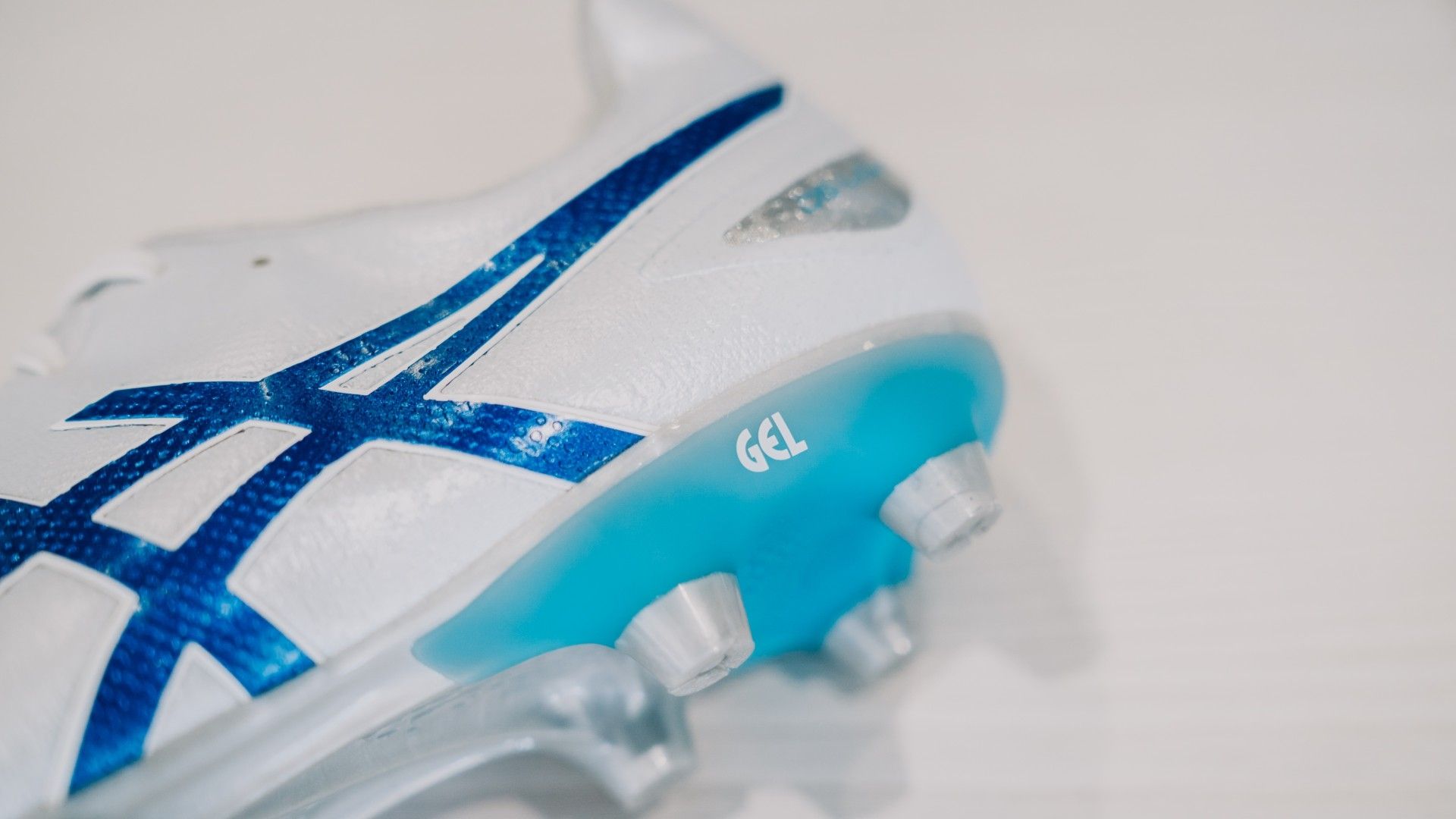 20240327-asics-gel-spike