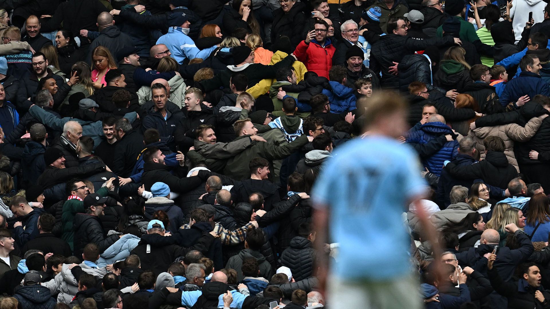 Man City fans Liverpool 2022-23