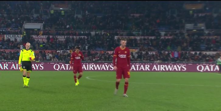 Bandera U. de Chile en Roma