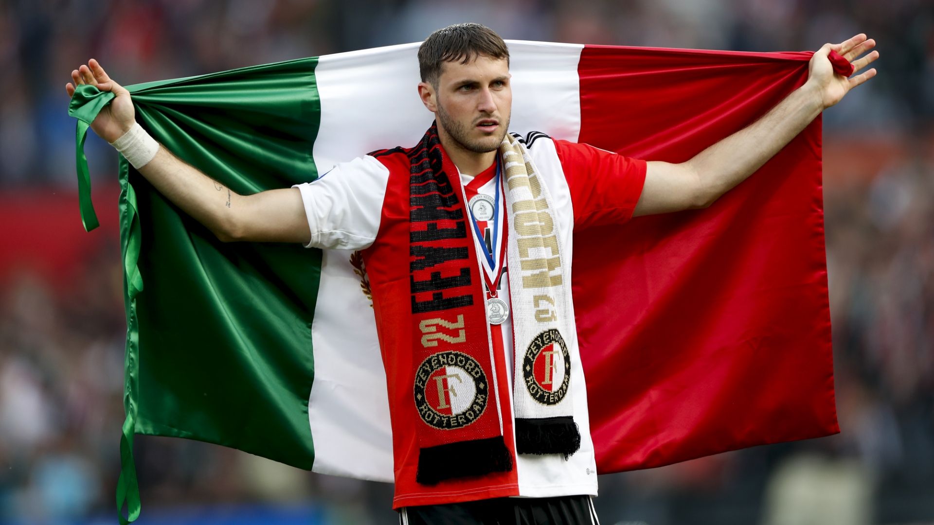 Santiago Giménez Feyenoord México 2022-23