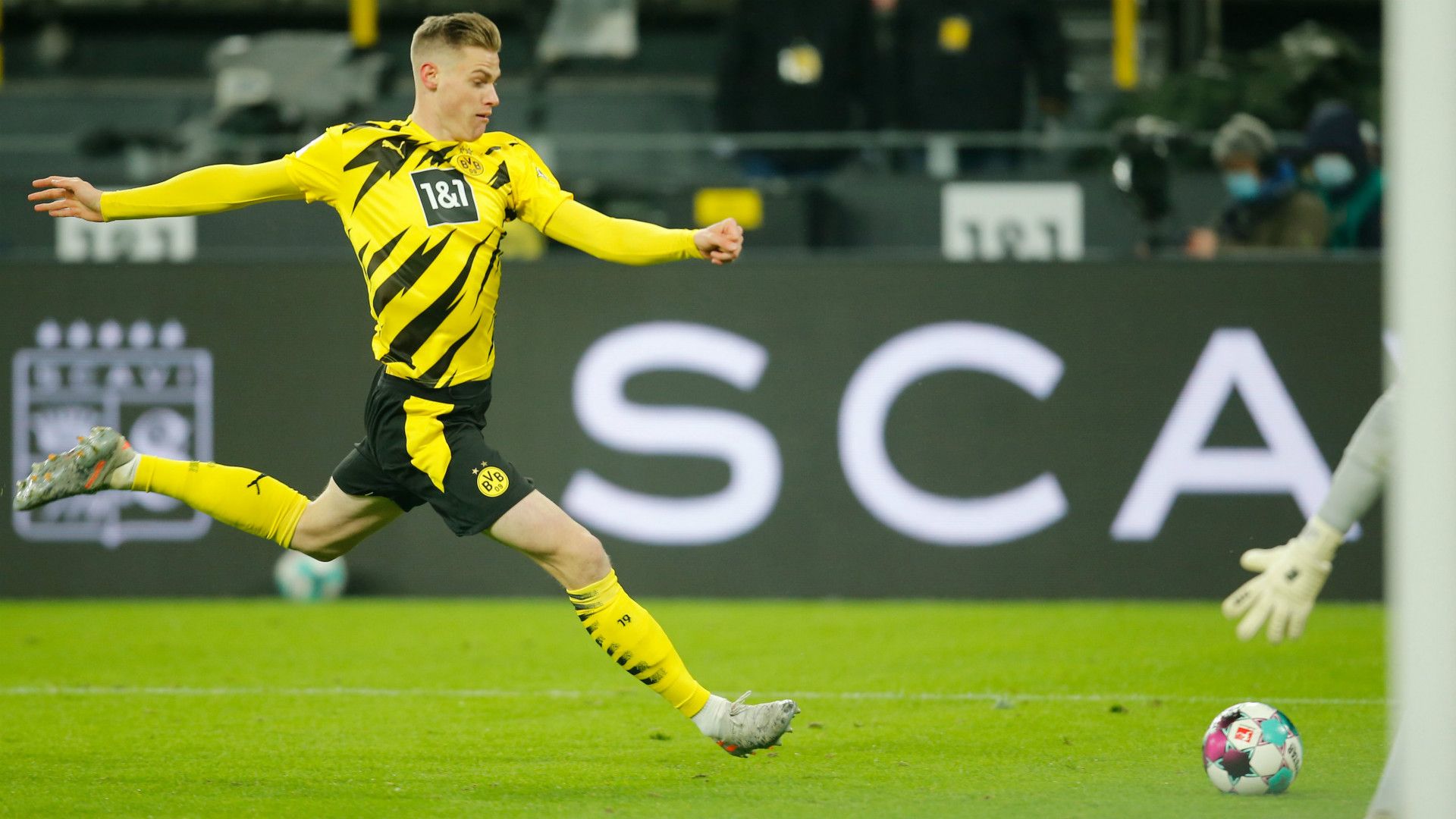 STEFAN TIGGES BORUSSIA DORTMUND BUNDESLIGA 03012021