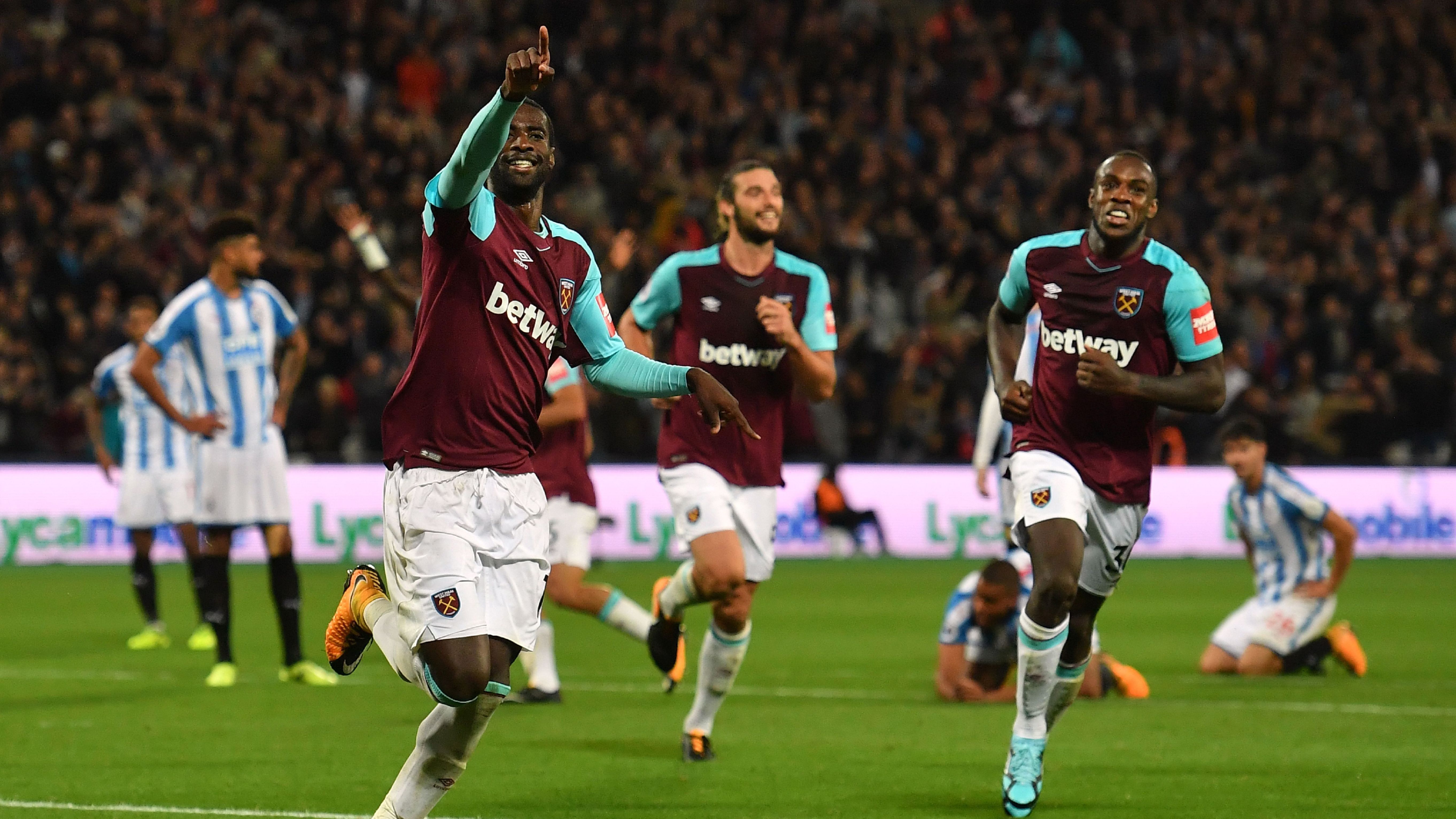 Pedro Obiang West Ham Huddersfield 120917