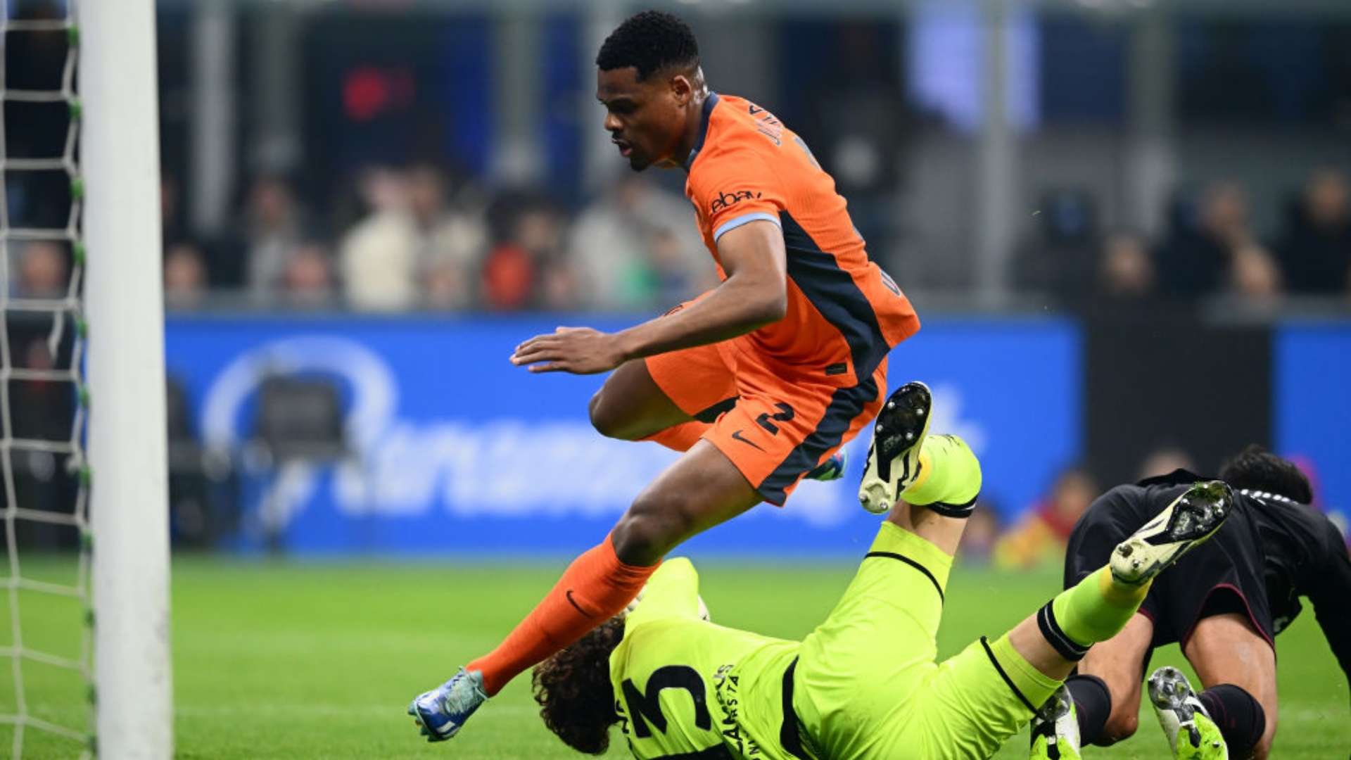 Dumfries Inter Salernitana Serie A 2023 2024