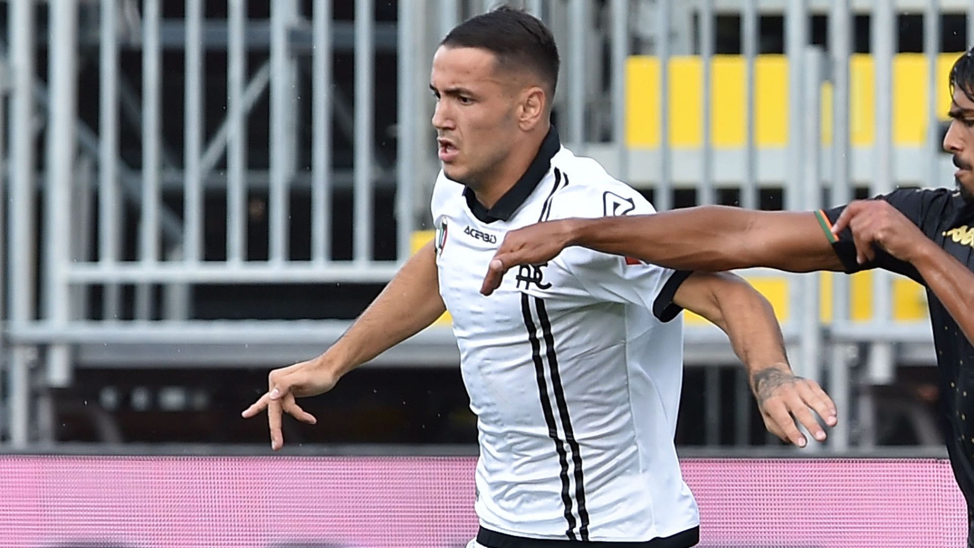 Rey Manaj Spezia Venezia