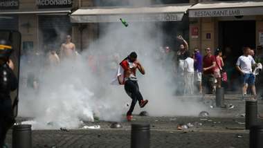 832bc636c7cab0775722c19fe02065d90923b572