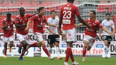 dccf533ebbf5830e9d299d4805f417eaa36cd372